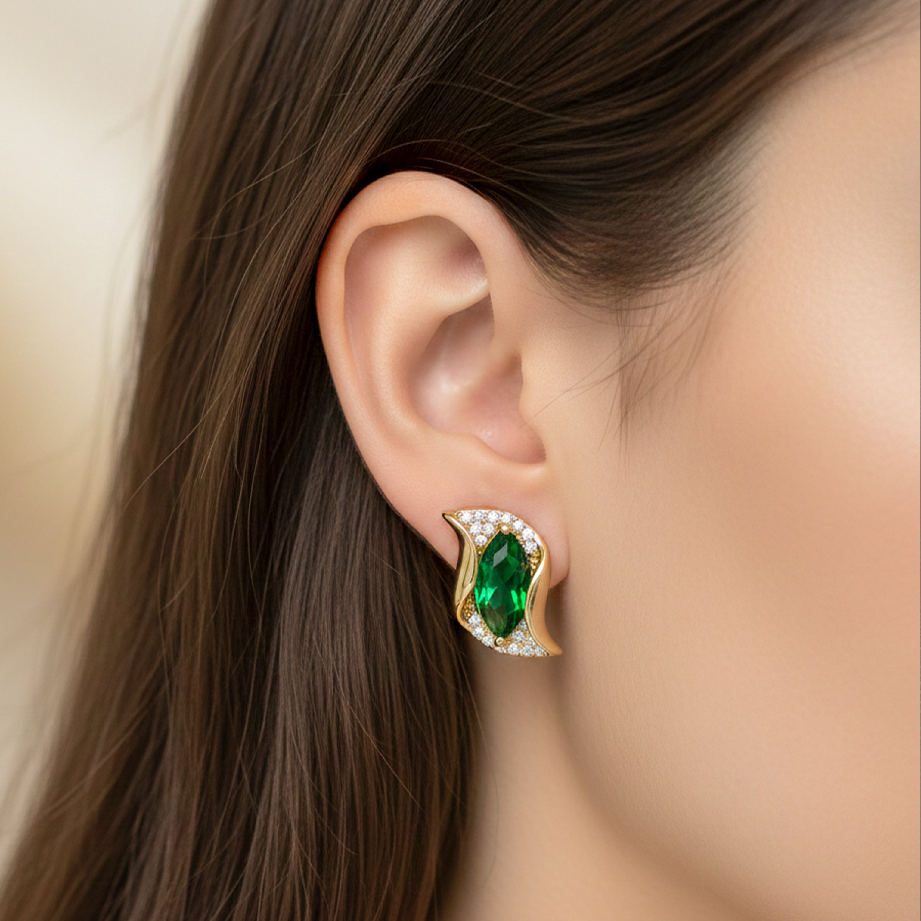 Emerald Green CrystaL Earrings GWE -122
