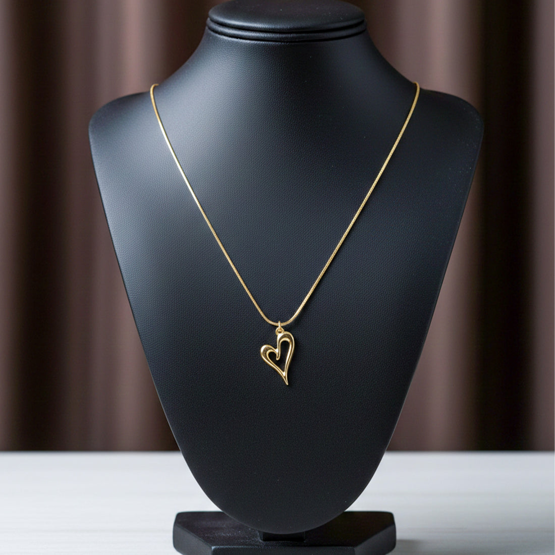 Minimalist Heart Pendant Necklace GWN -62