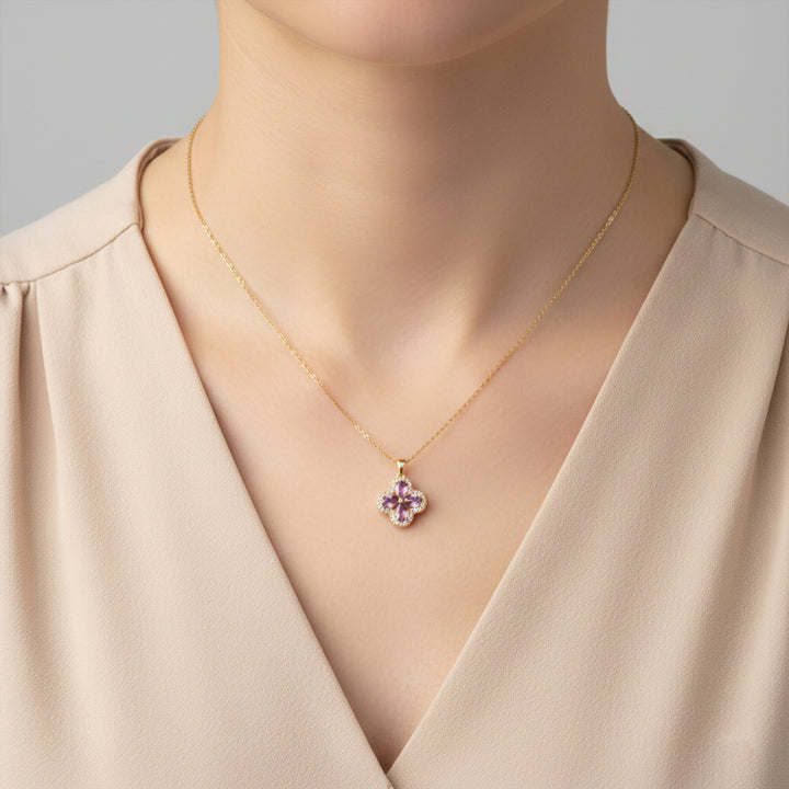 Clover Flower Pendant Necklace GWN -97