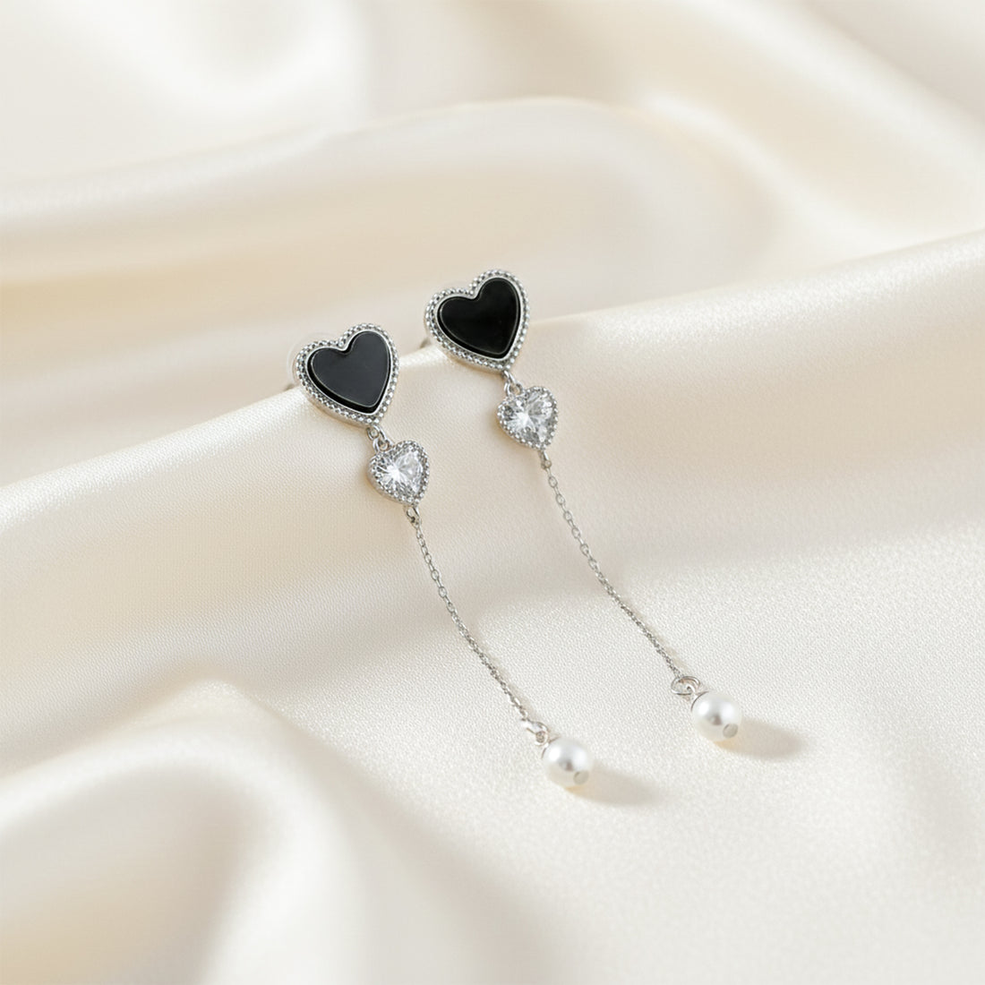 Midnight Heart Pearl Chain Drop Earrings GWE -85