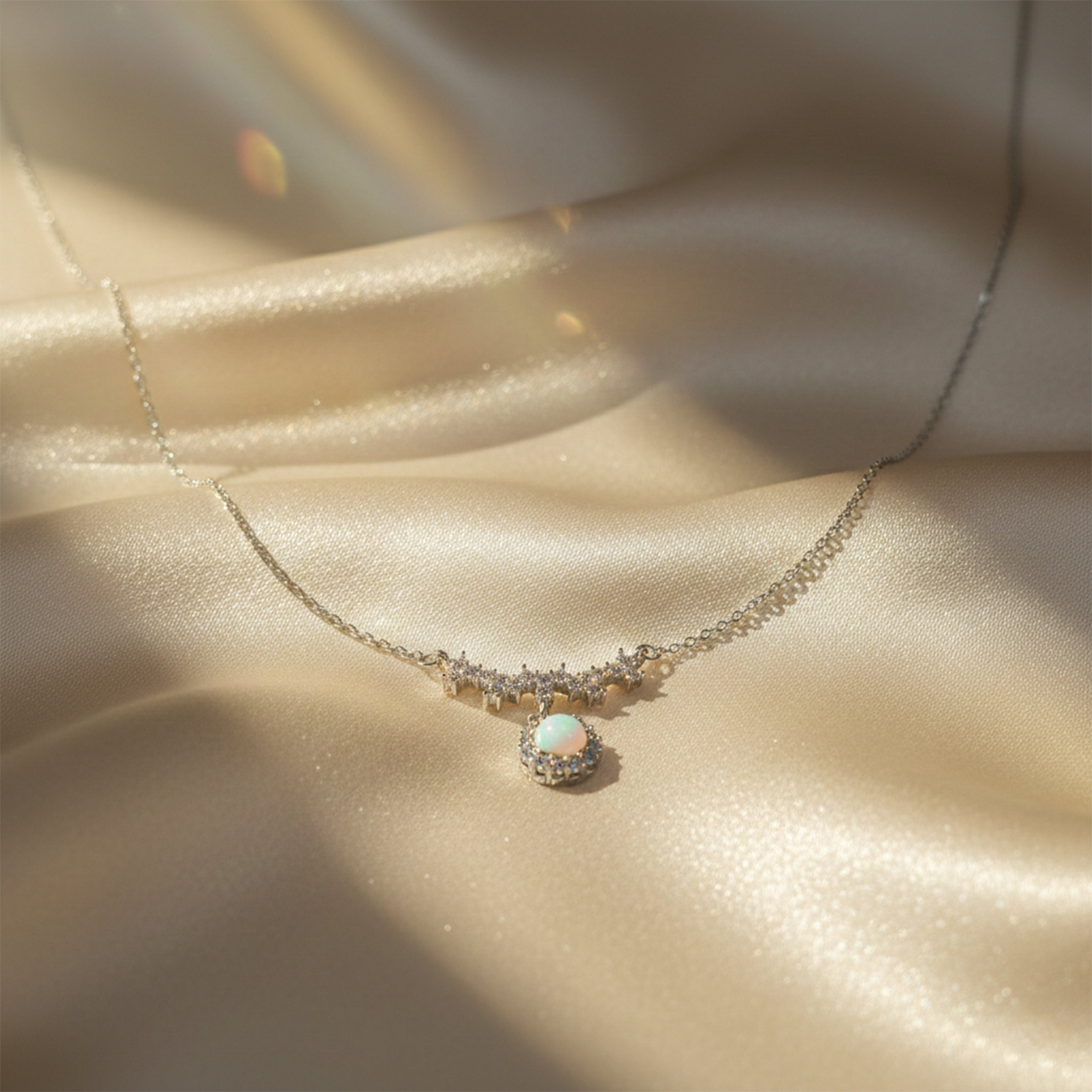 Opal Crystal Star Pendant Necklace GWN -83