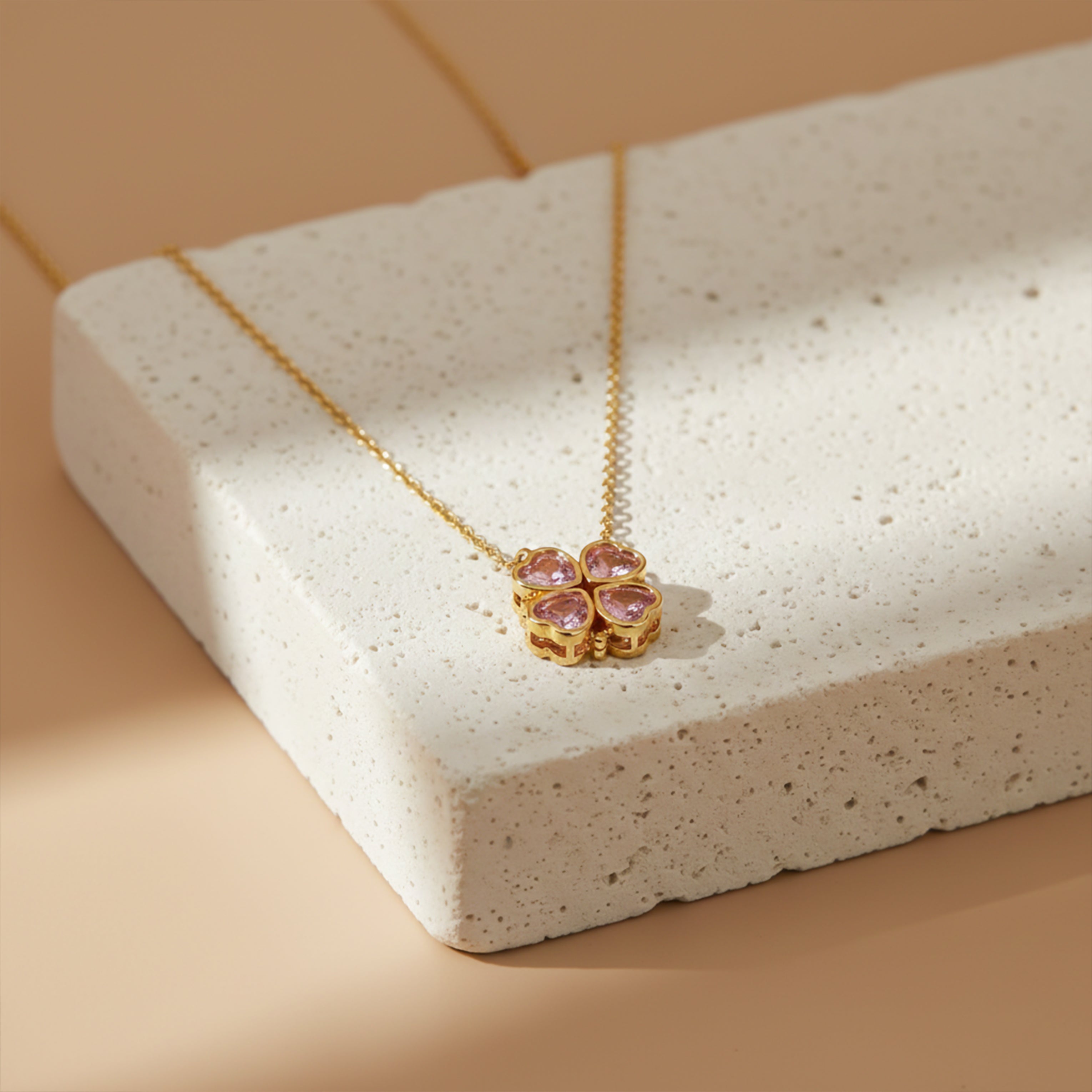 Clover Pendant Necklace GWN -85