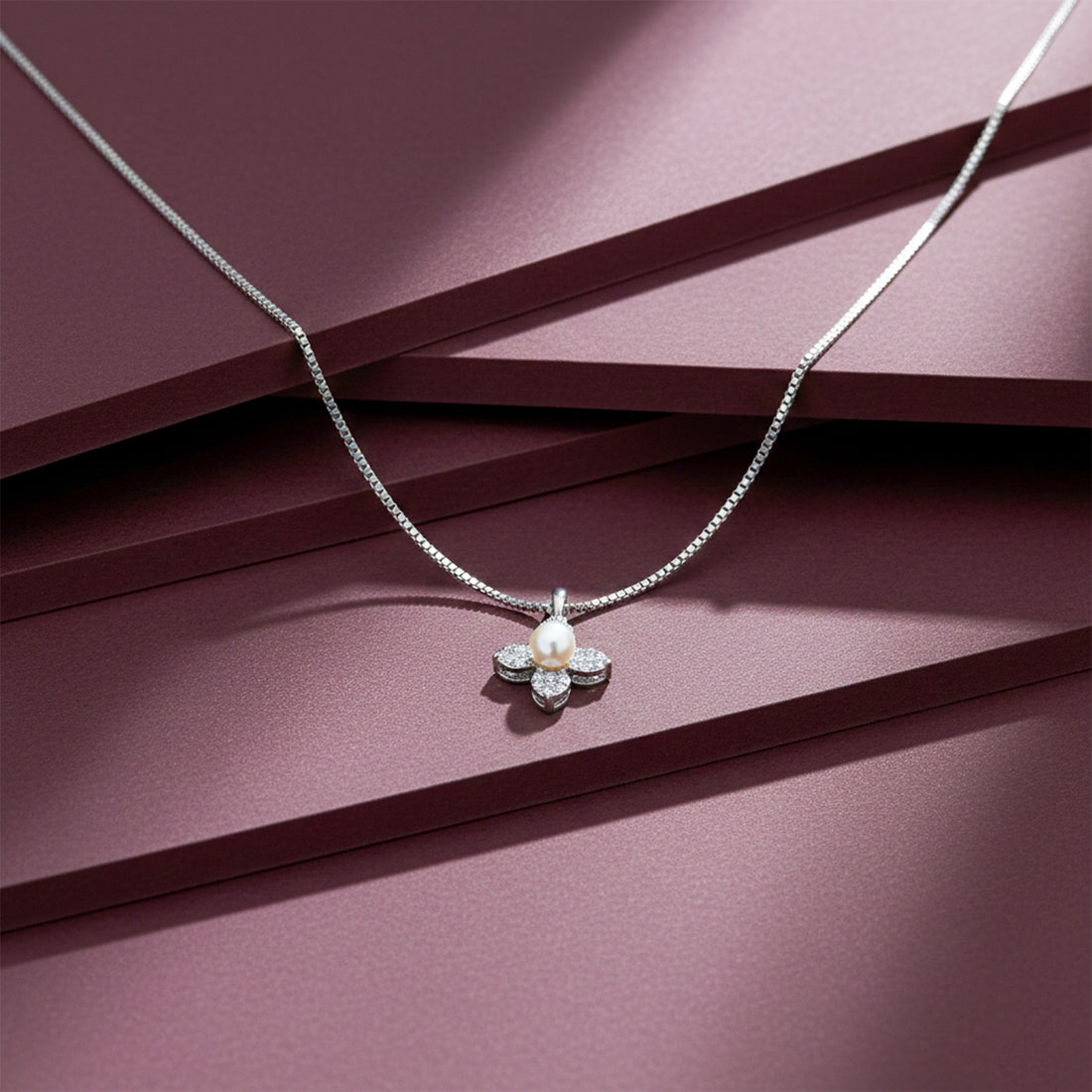 Crystal Flower Pearl Pendant GWN -54