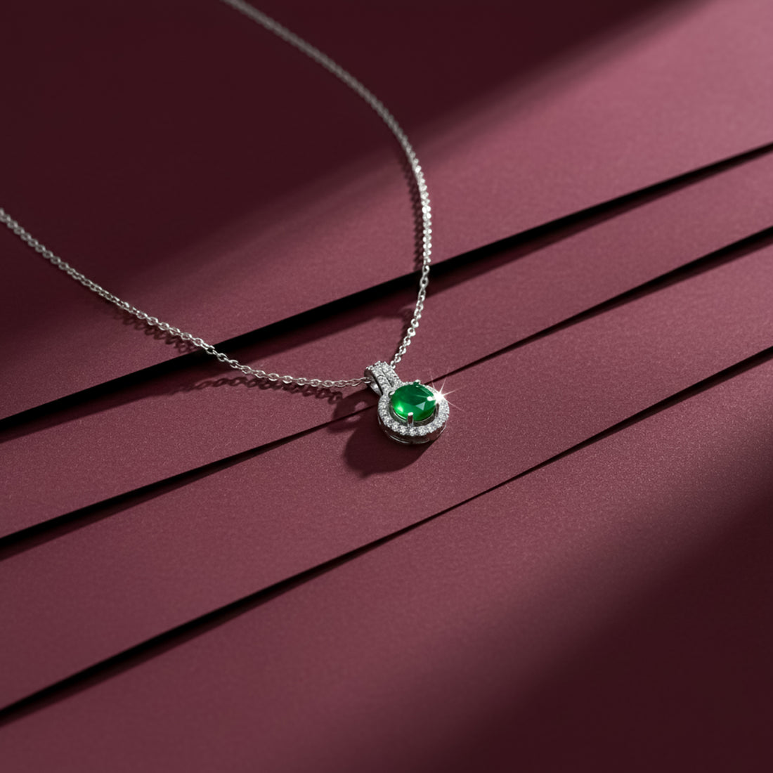 Green Stone Siler Neckless GWN -161