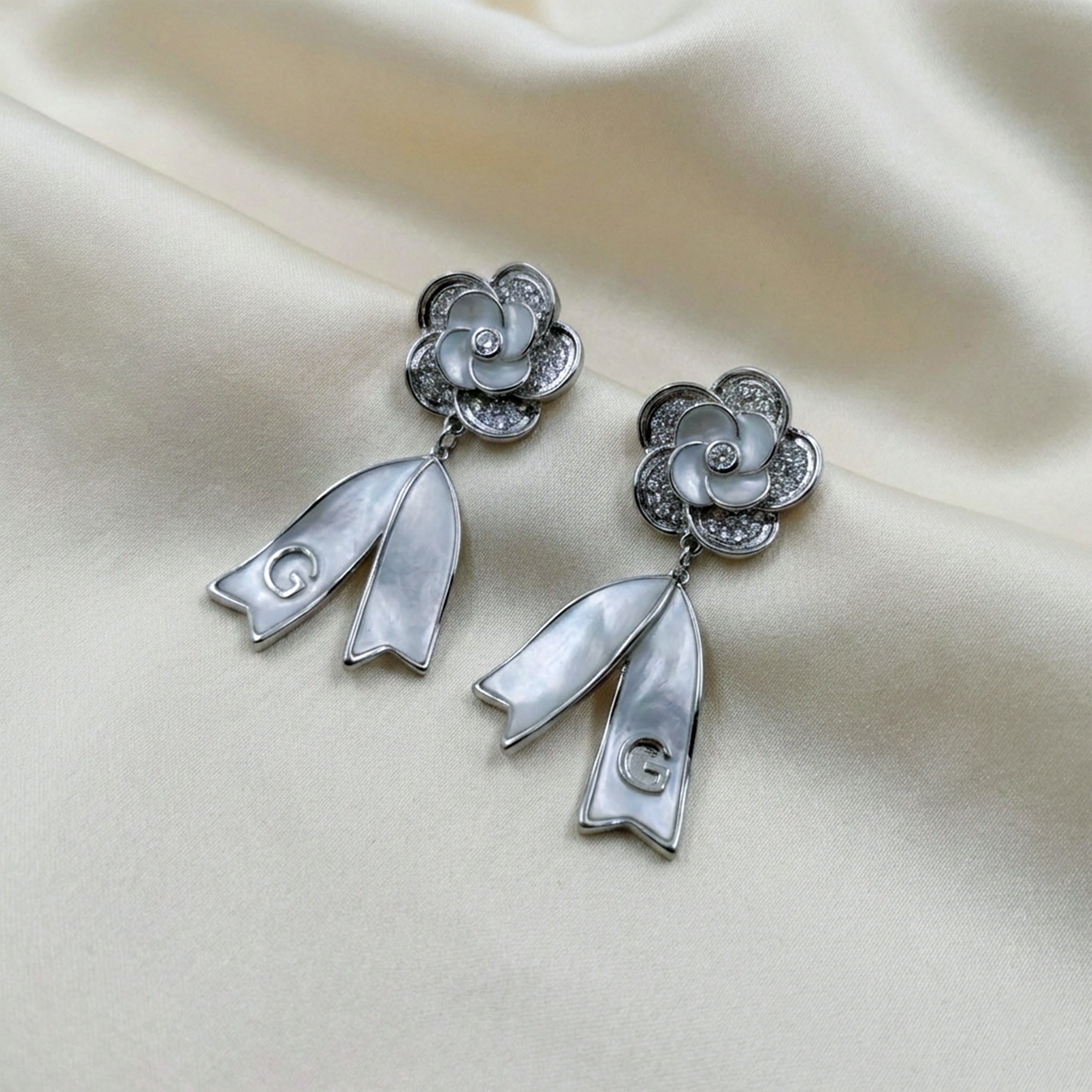 Bloom Ribbon Drop Earrings GWE -65