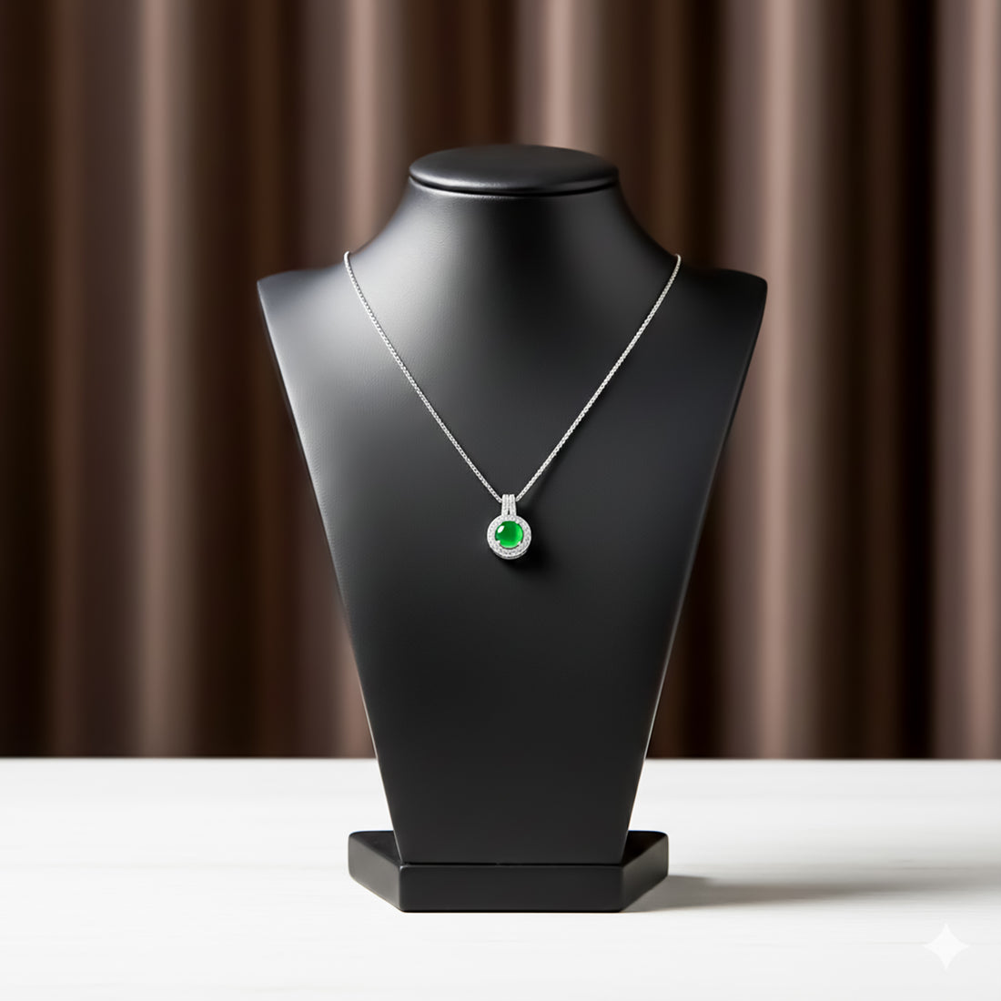 Green Stone Siler Neckless GWN -161