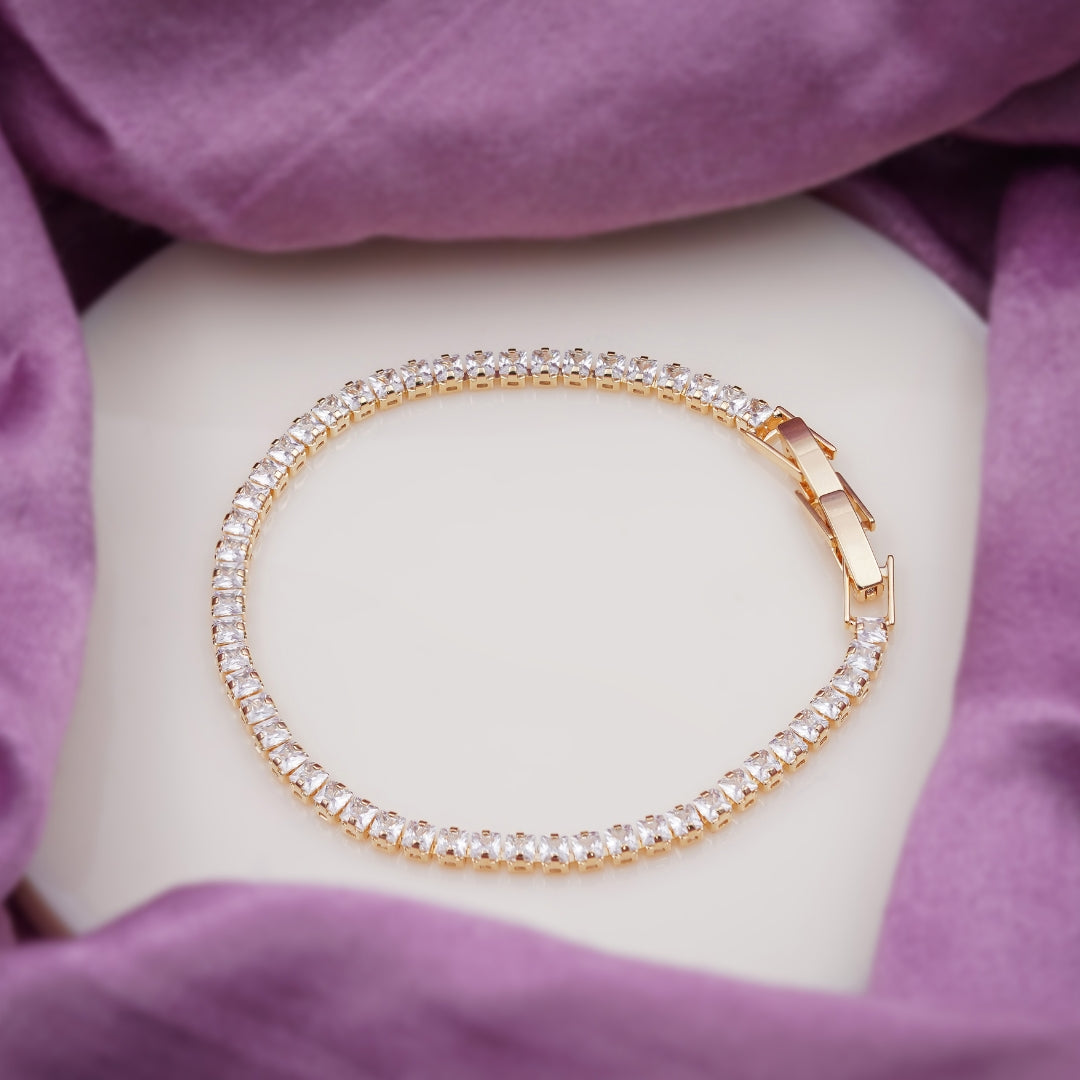 Cosmo Gold Tennis Braclate