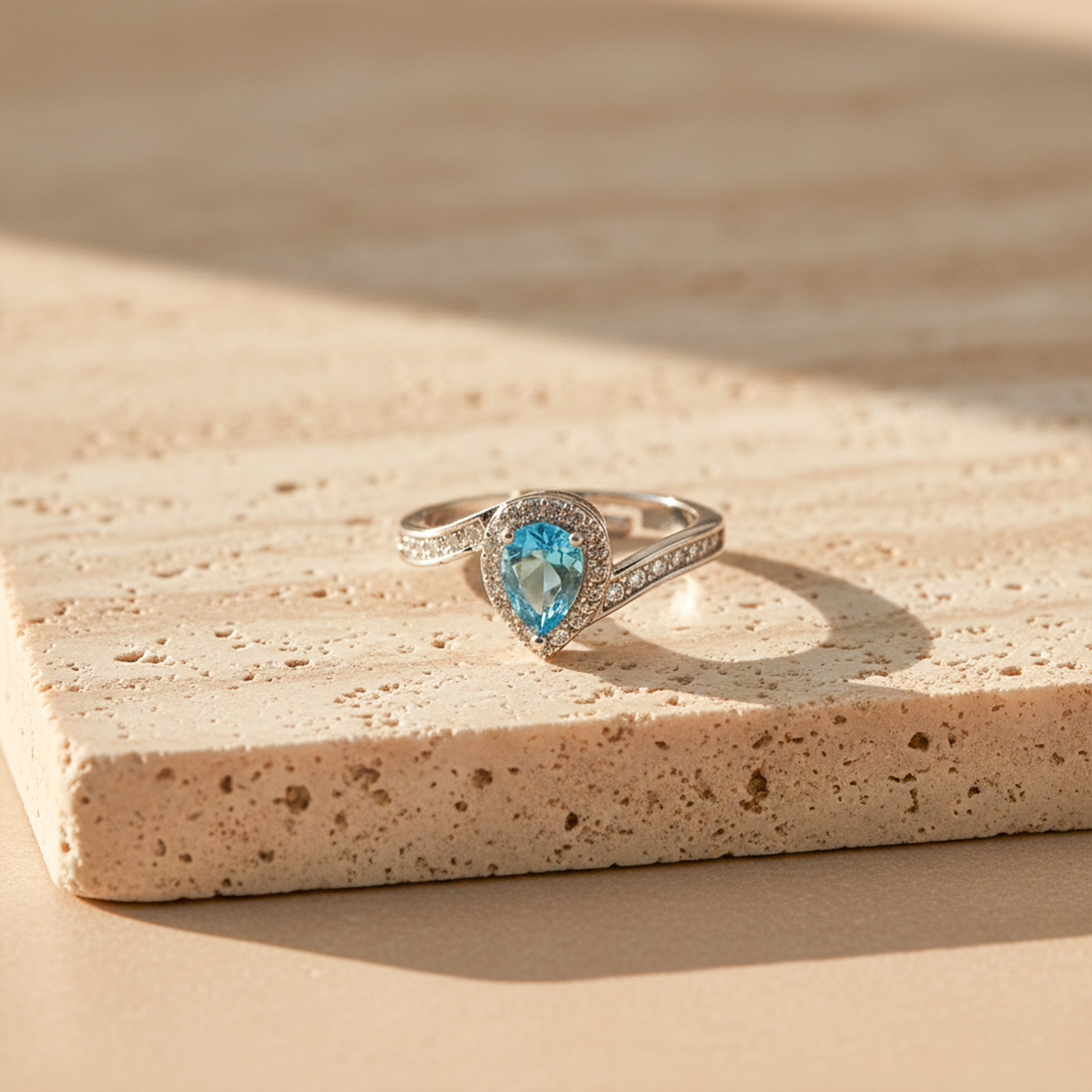 Ocean Teardrop Halo Silver Ring GWR -37