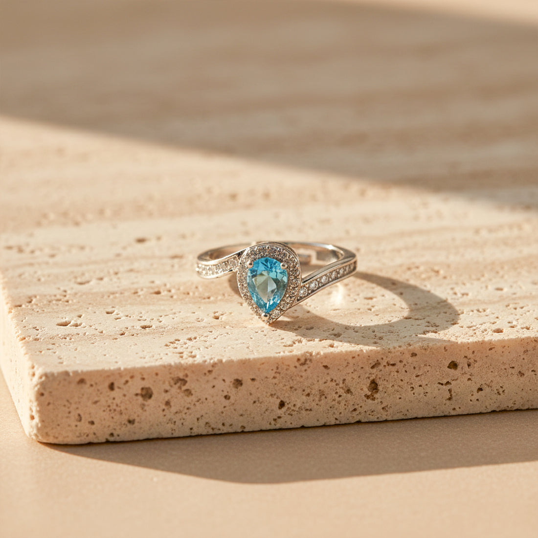 Ocean Teardrop Halo Silver Ring GWR -37