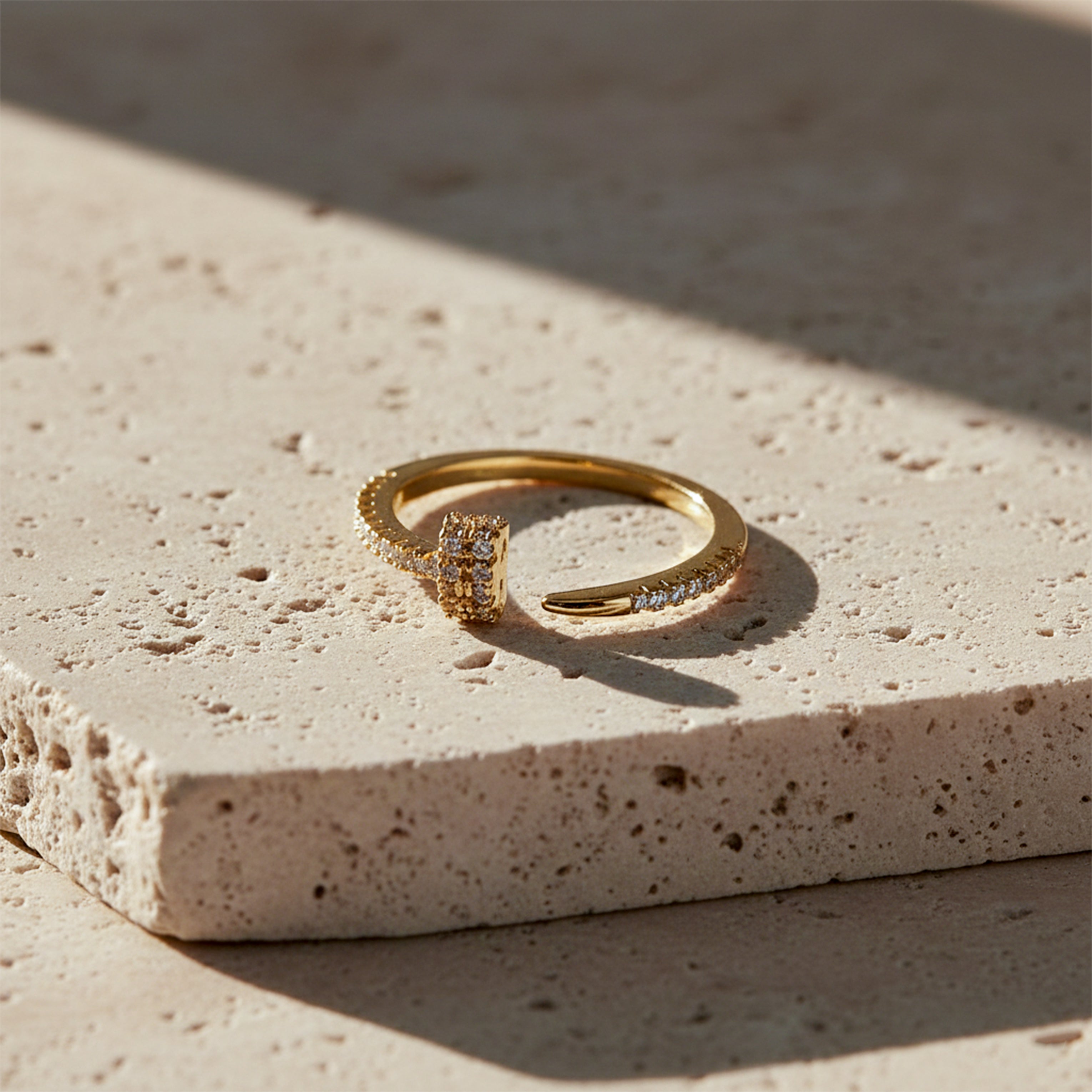 Golden Halo Bar Ring GWR -66