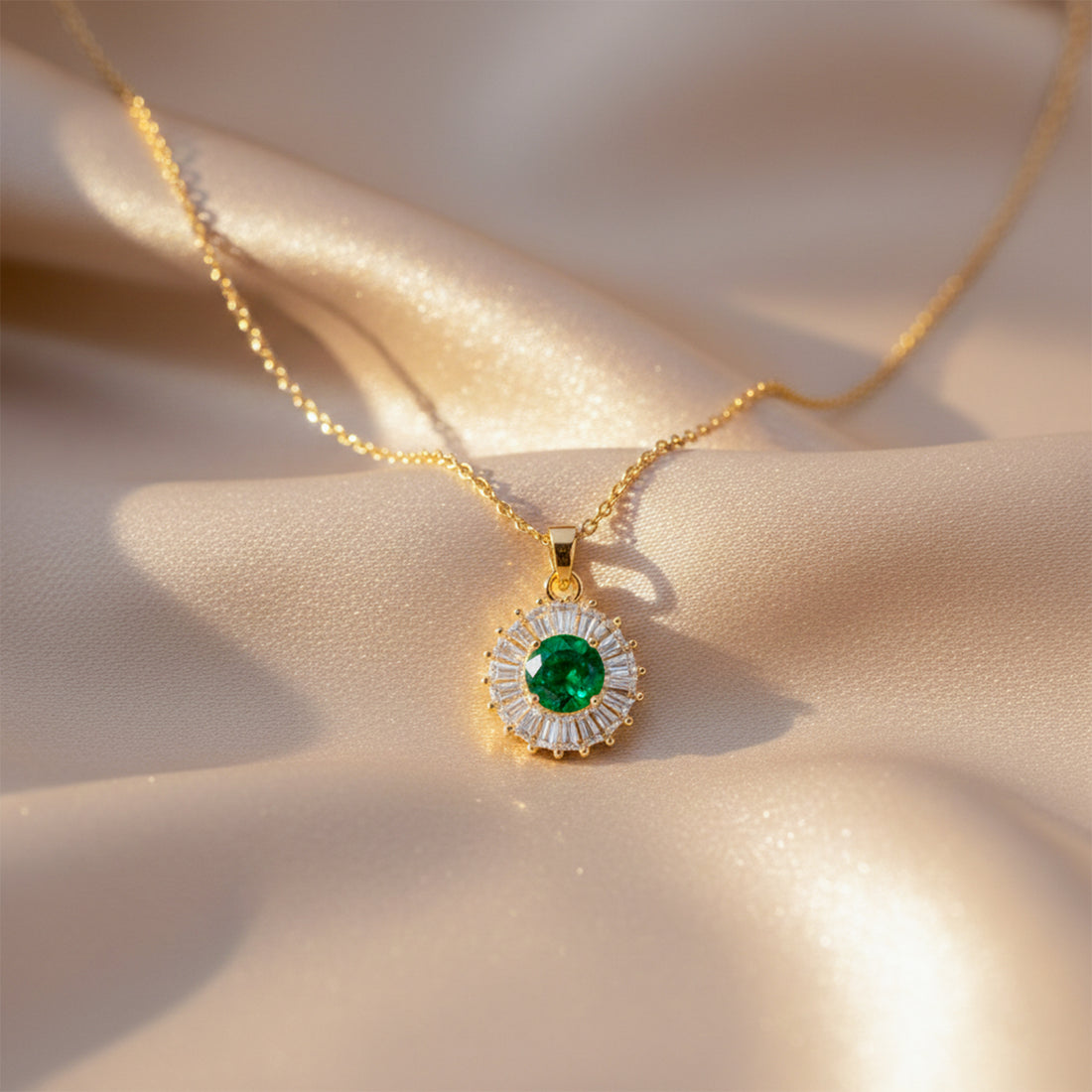 Green Crystal Halo Pendant Necklace GWN -82