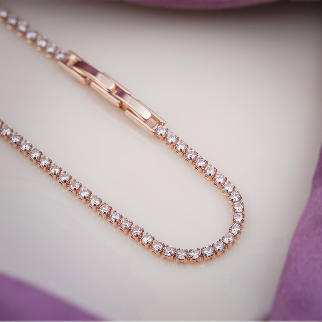 Kiran Pave Tennis Braclate