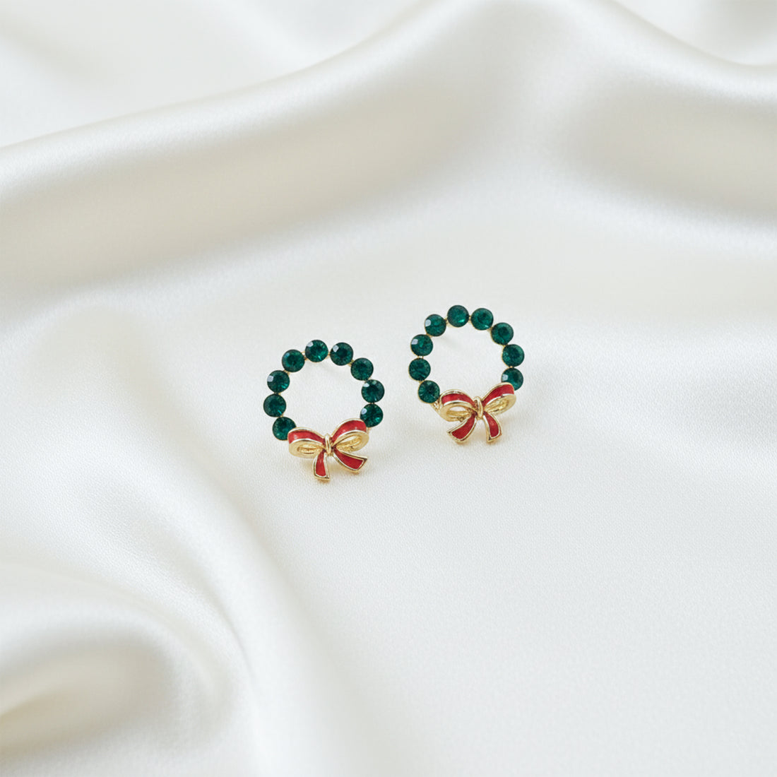Crystal Wreath Bow Stud Earrings GWE -118