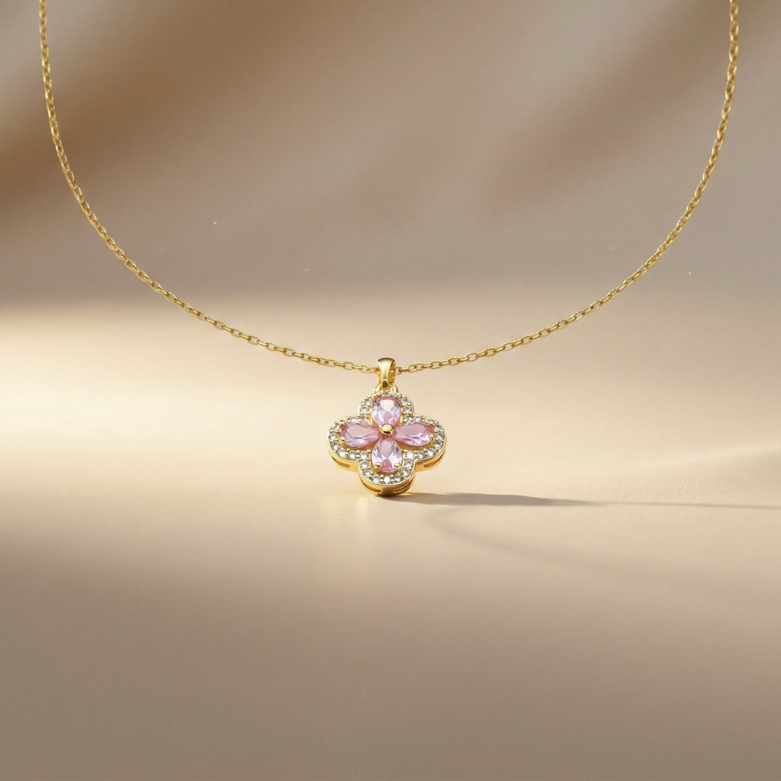 Pink Blossom Clover Pendant Necklace GWN -109