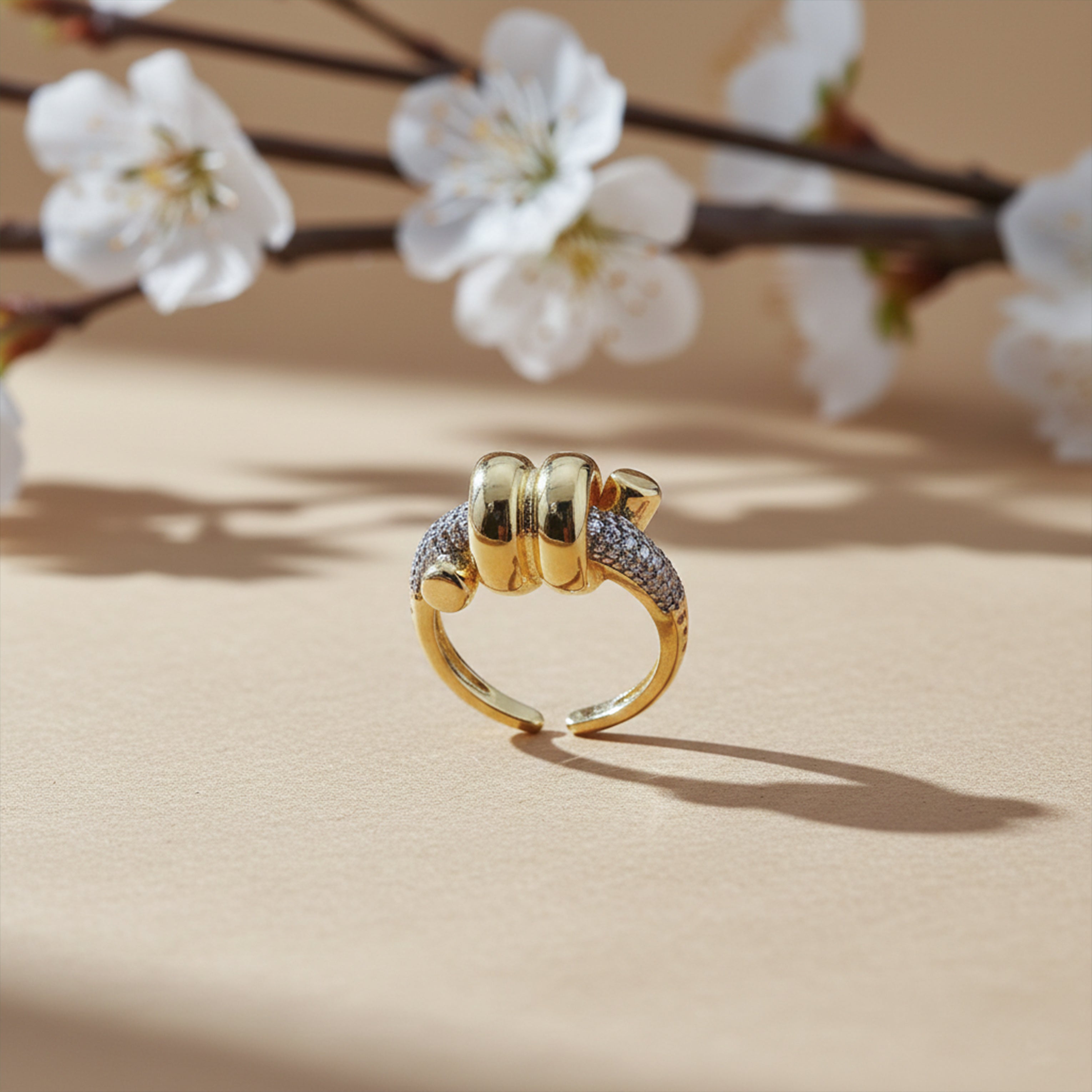 Luxe Knot Pavé Gold Ring GWR -26
