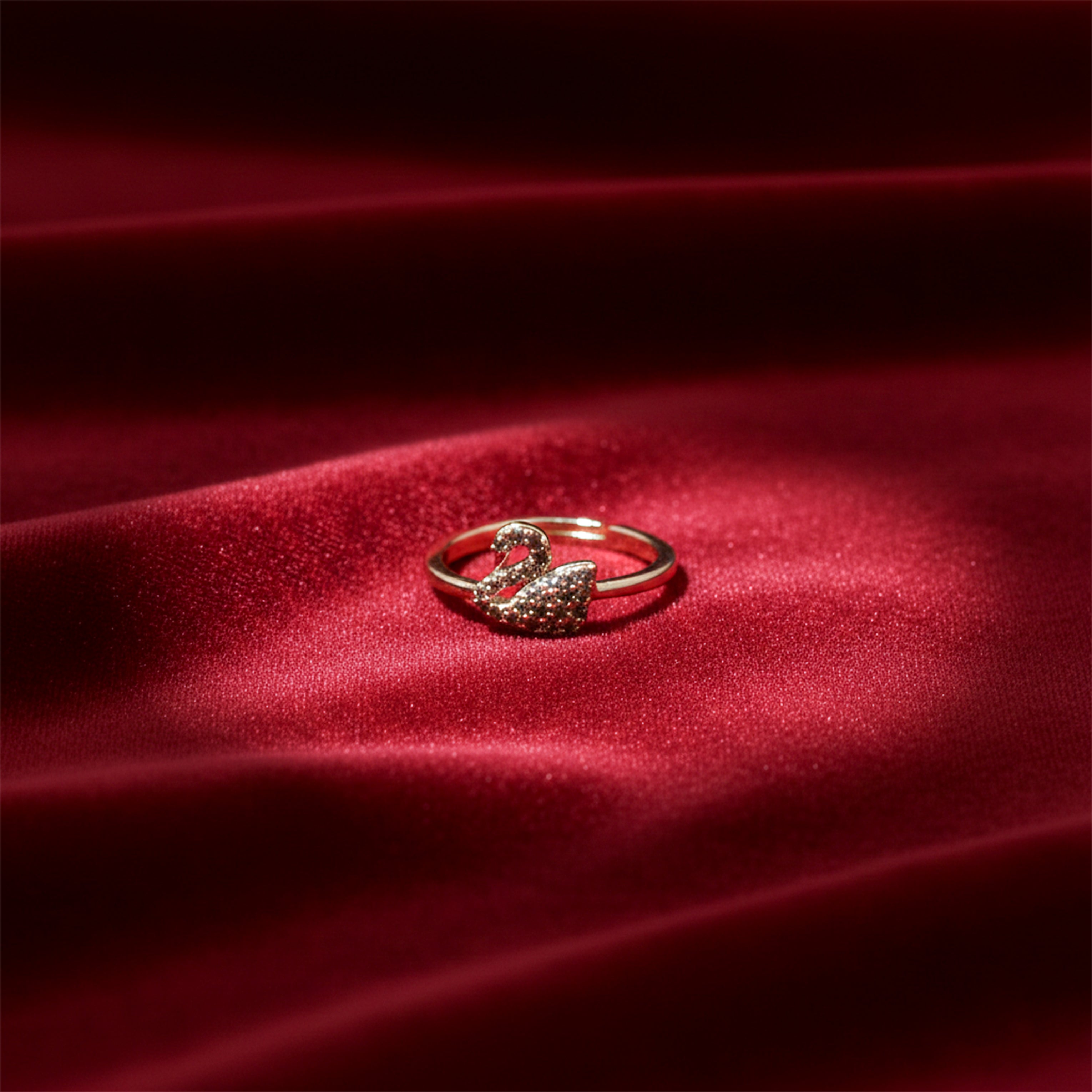 Swan Grace Diamond Gold Ring GWR -12
