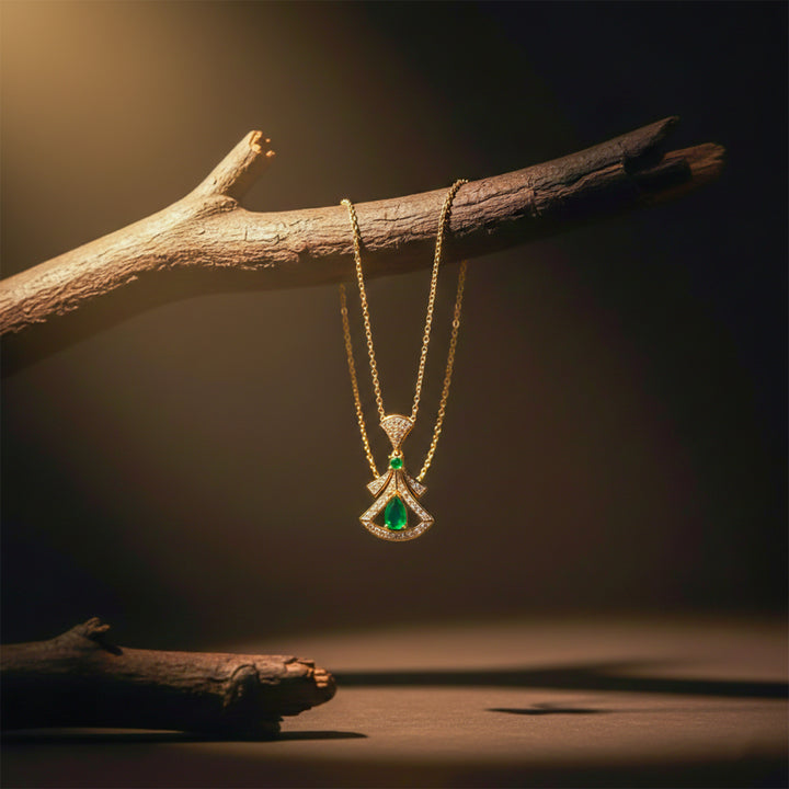 Emerald Fan Drop Pendant Necklace GWN -102