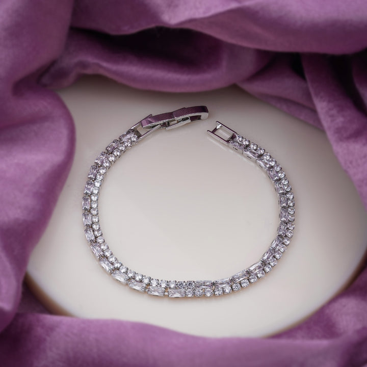 Shukti Pearl Slide Braclate