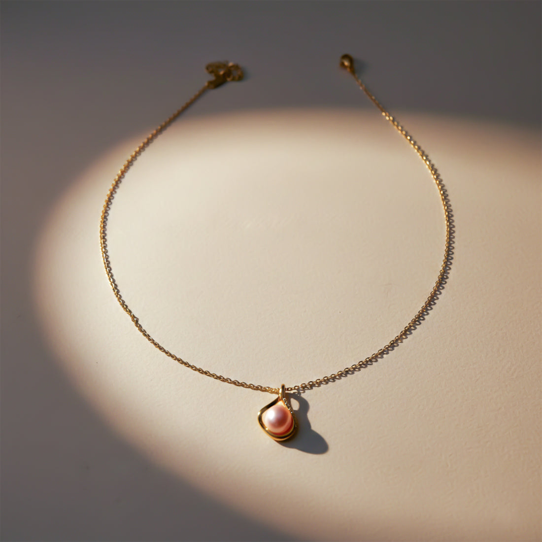 Gold Crystal Heart Pearl Pendant GWN -43