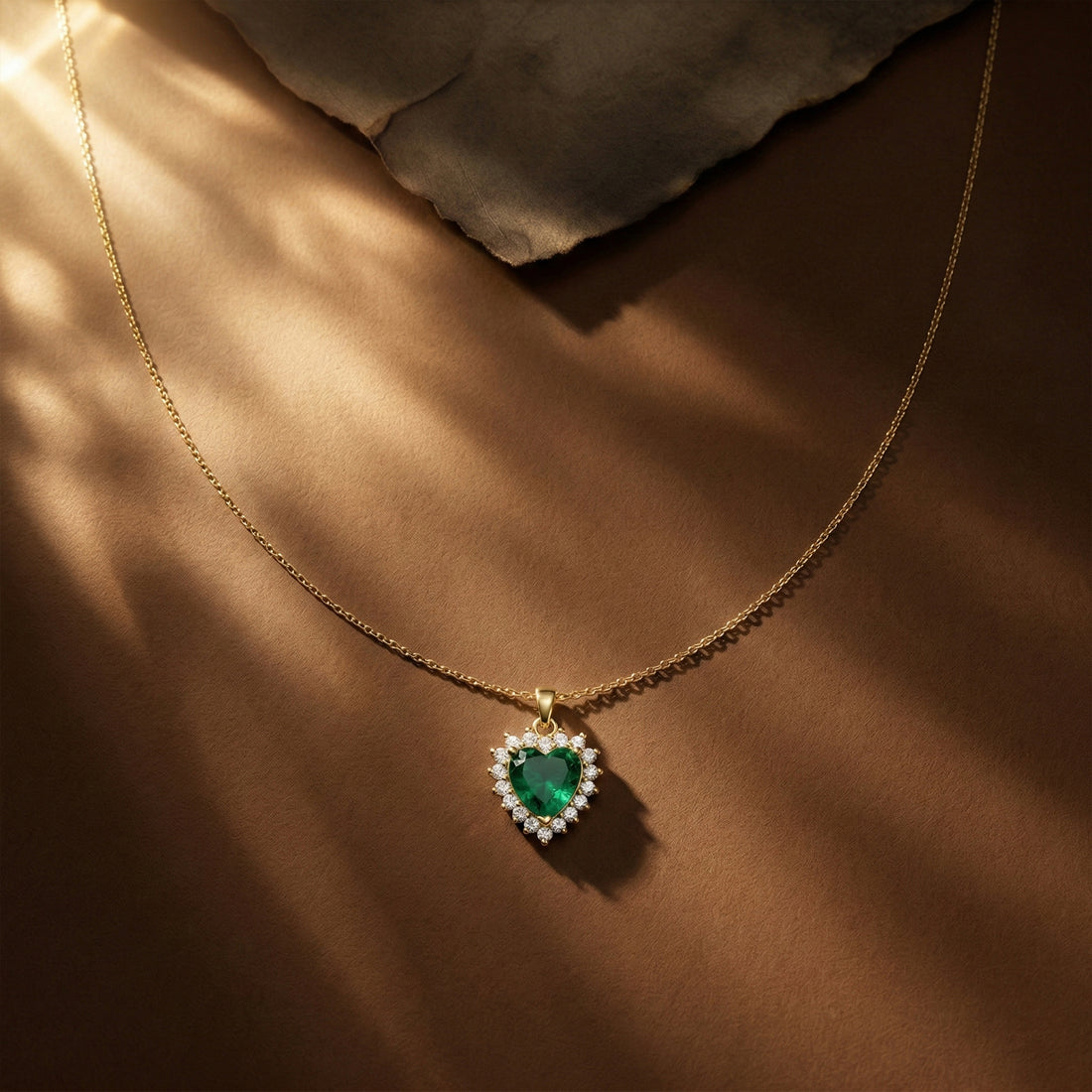Green Crystal Heart Pendant Necklace GWN -69