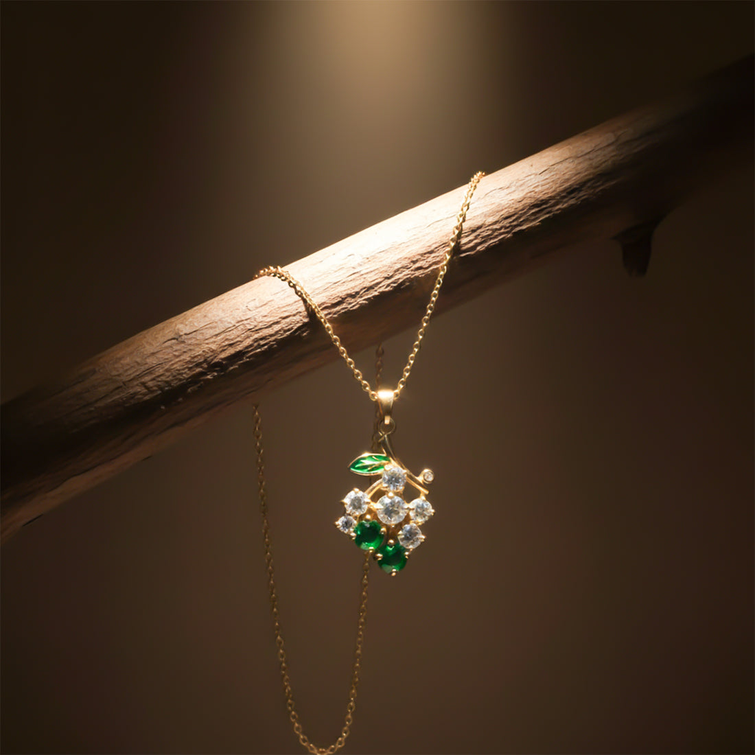 Emerald Cherry Cluster Pendant Necklace GWN -111
