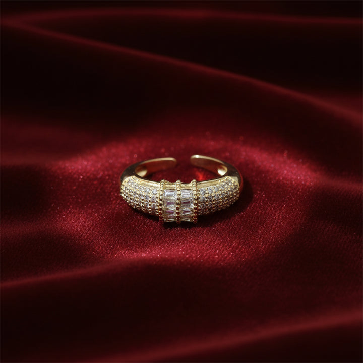 Regal Baguette Pavé Gold Ring GWR -23