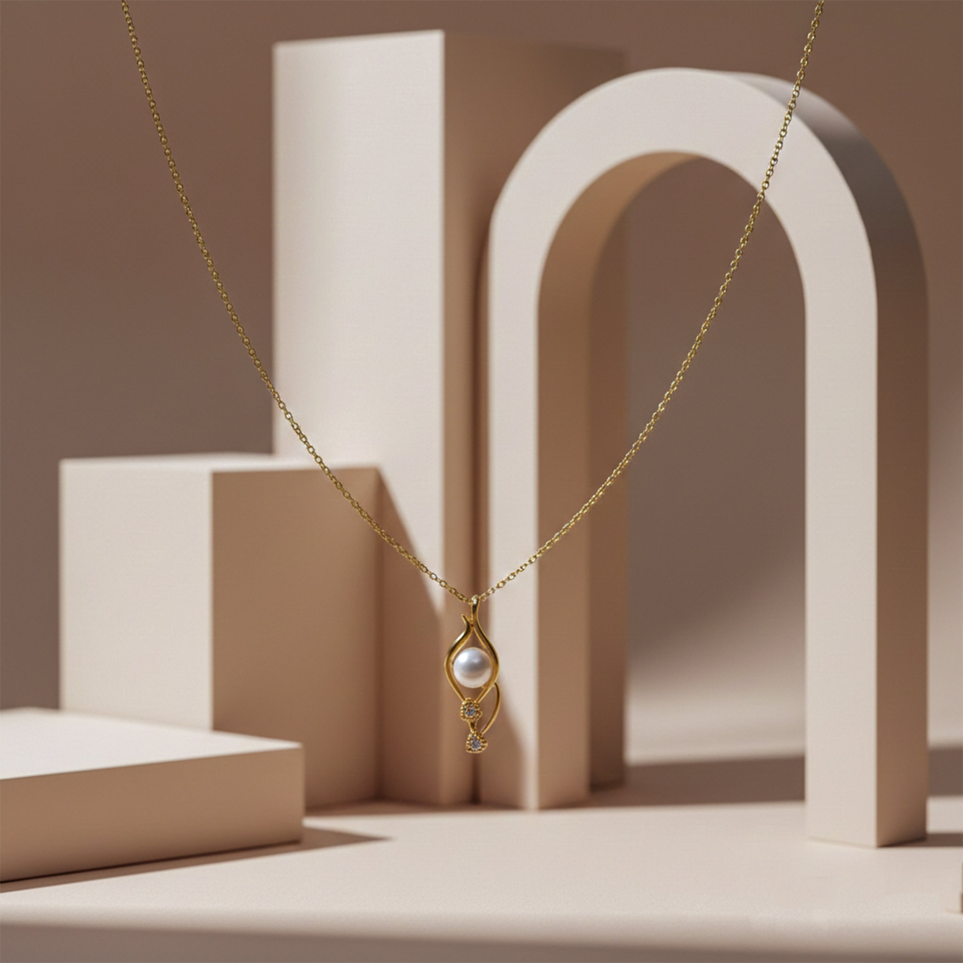 Gold Crystal Heart Pearl Necklace GWN -42