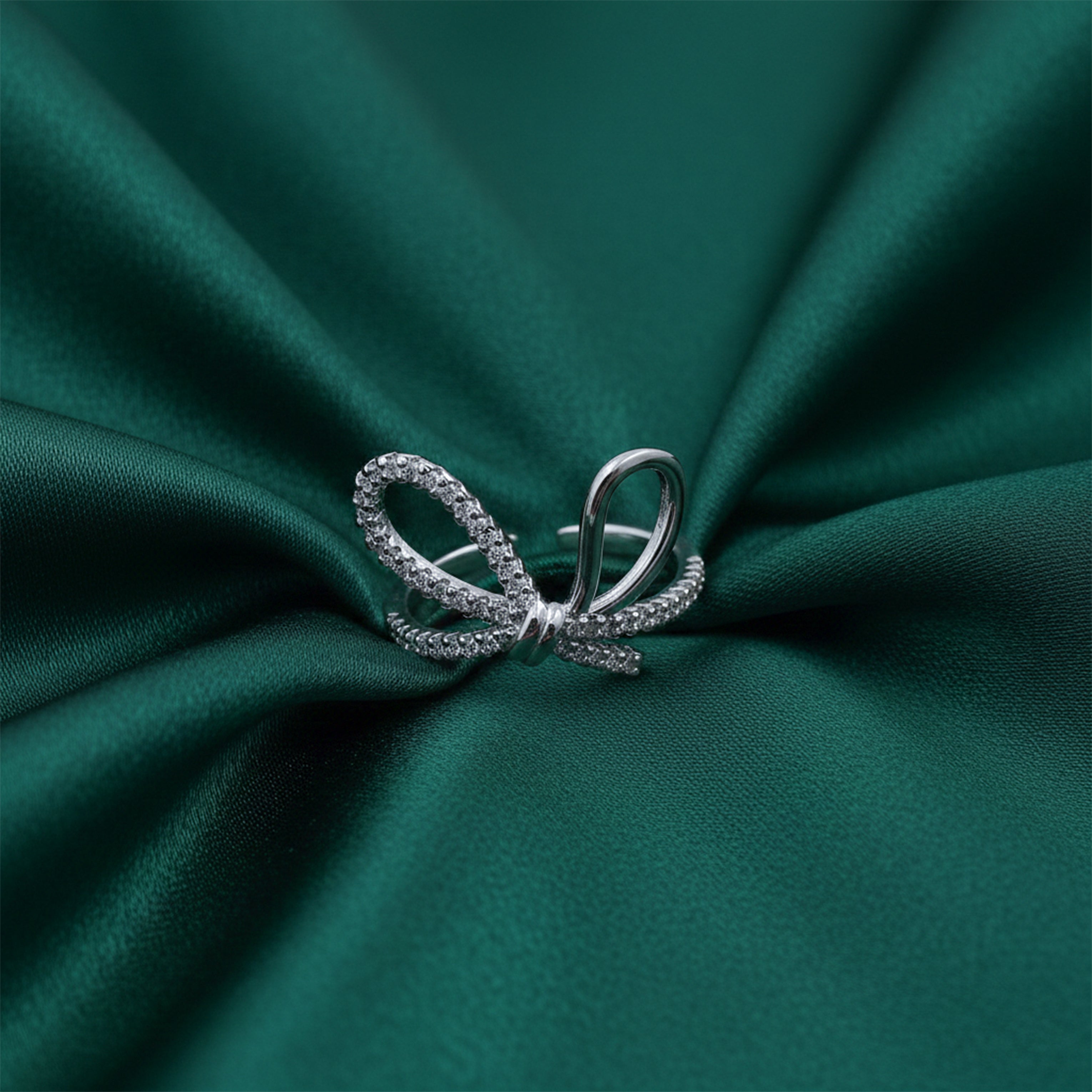 Crystal Bow Elegance Ring GWR -57