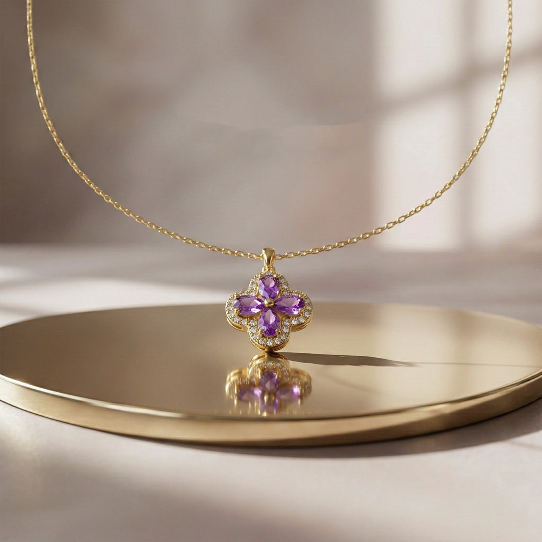 Clover Flower Pendant Necklace GWN -97