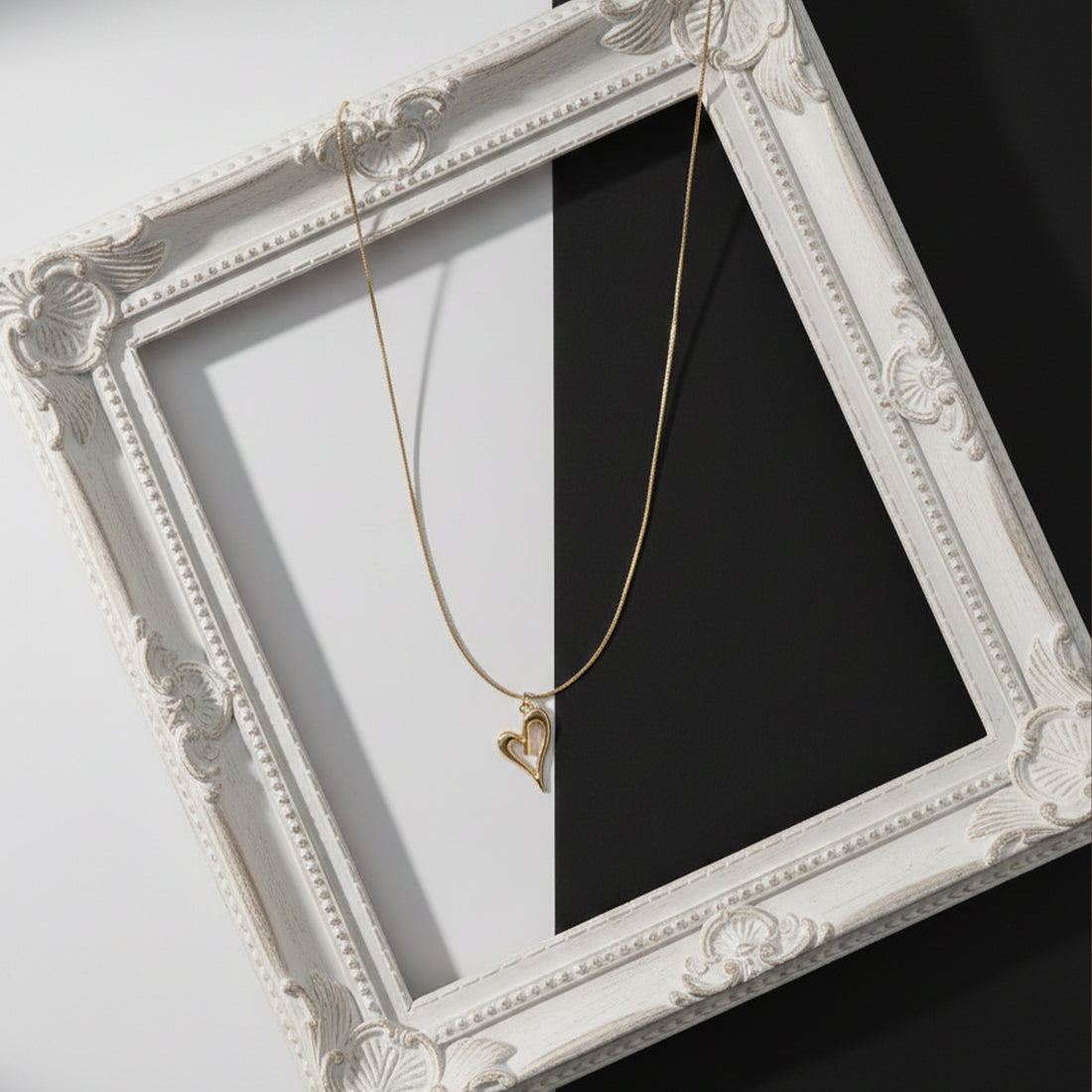 Minimalist Heart Pendant Necklace GWN -62