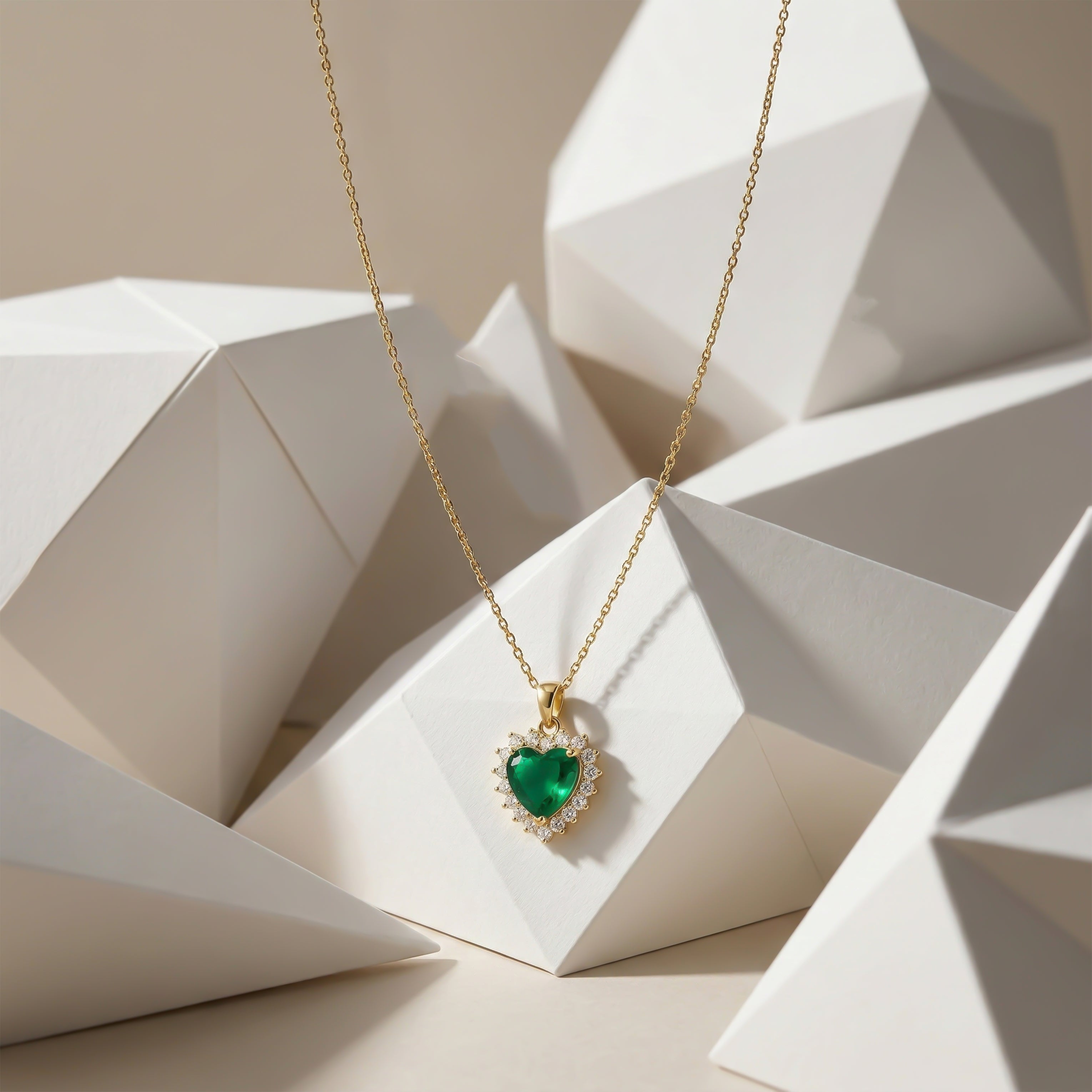 Green Crystal Heart Pendant Necklace GWN -69