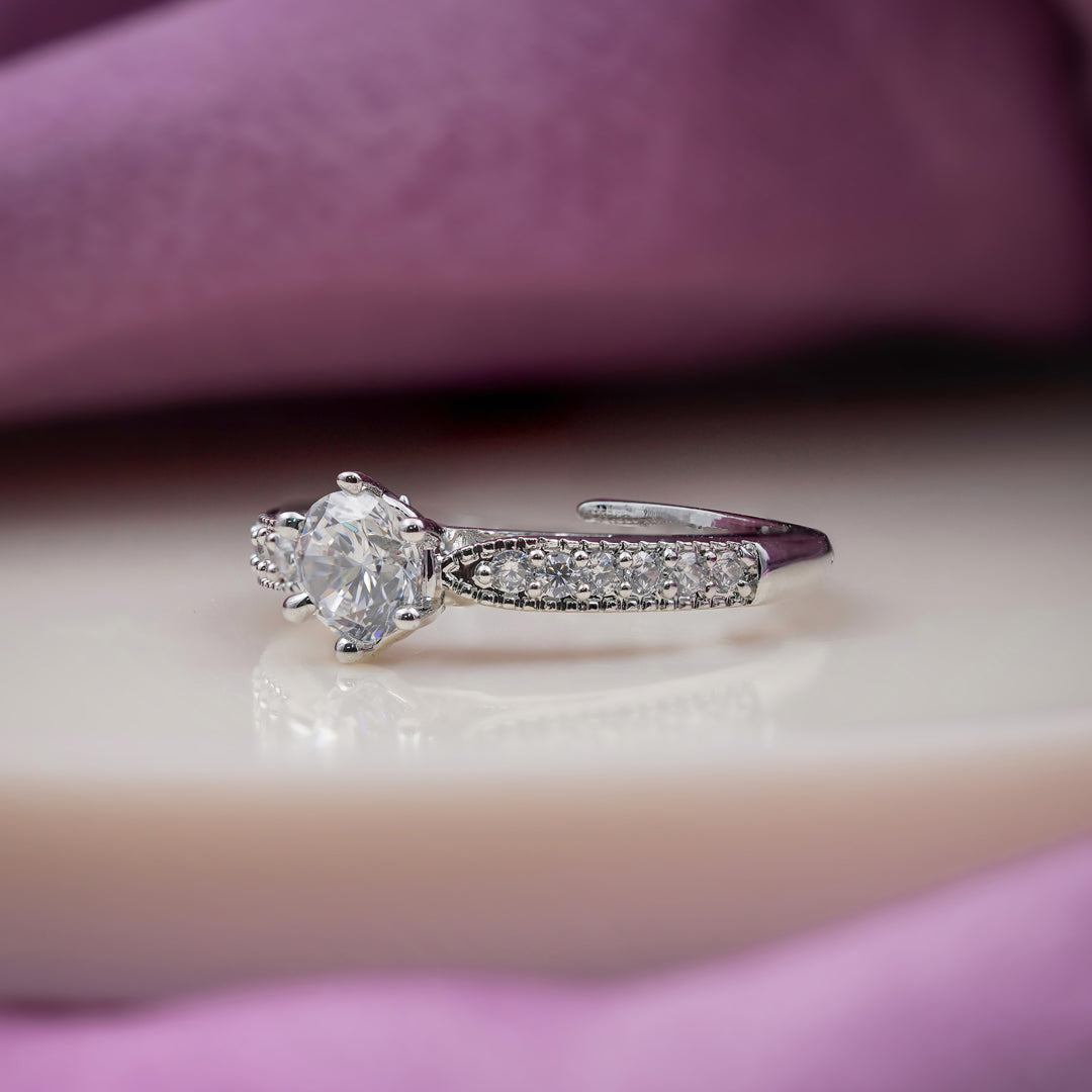 Pari Pave Womens Ring