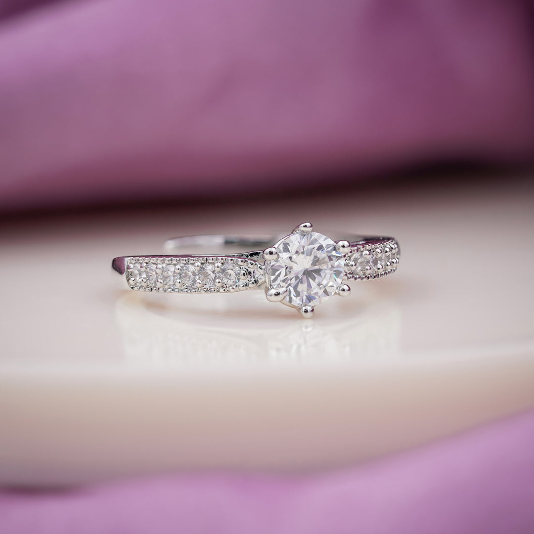 Pari Pave Womens Ring