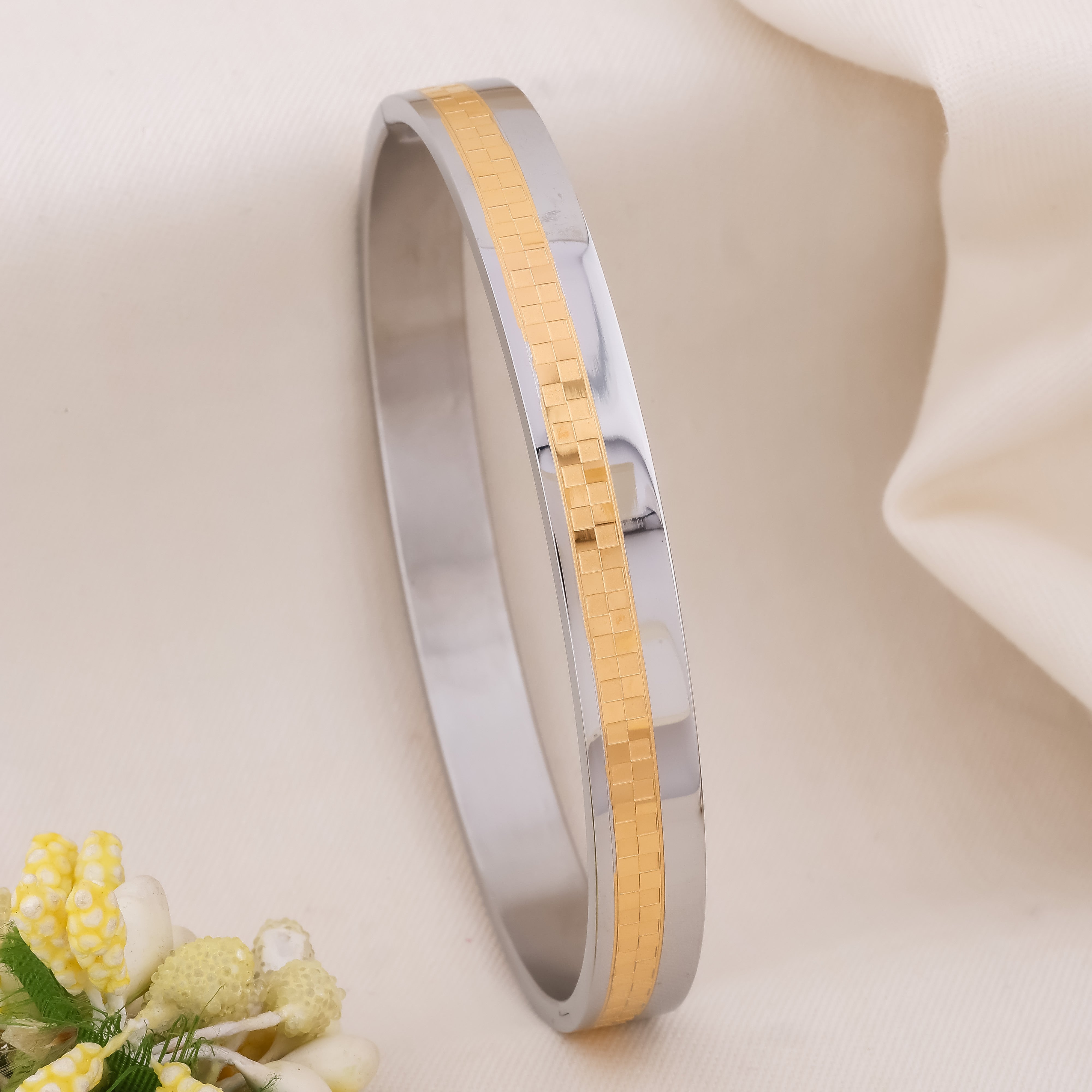 D Dot Bracelet for Men - Ginostone