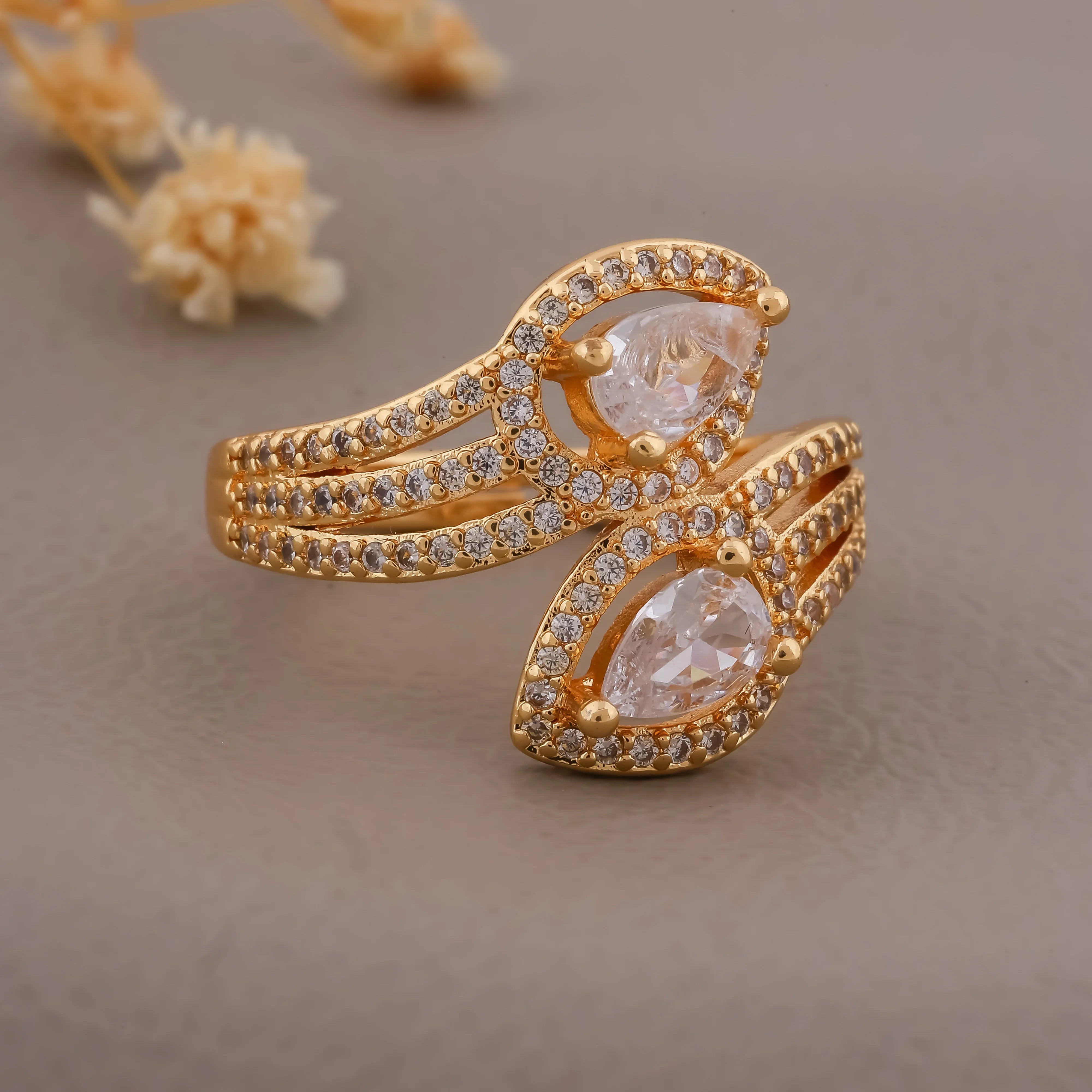 Bella Charm Women's Ring - Ginostone