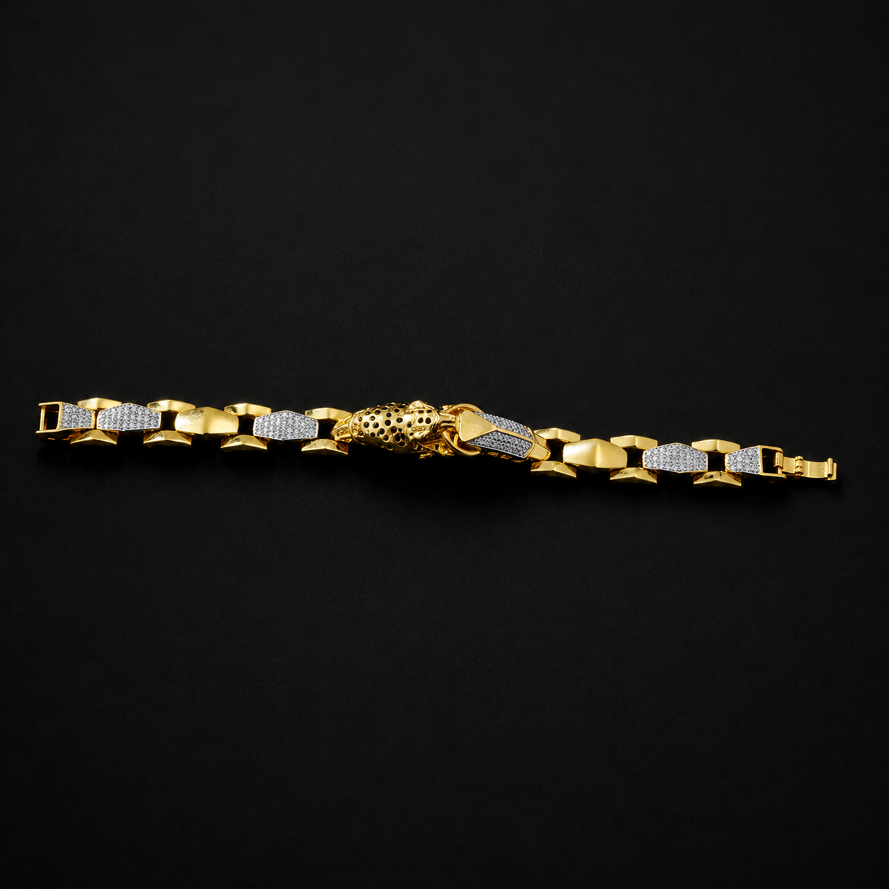 Golden Leopard Crown Braclate GMB -13