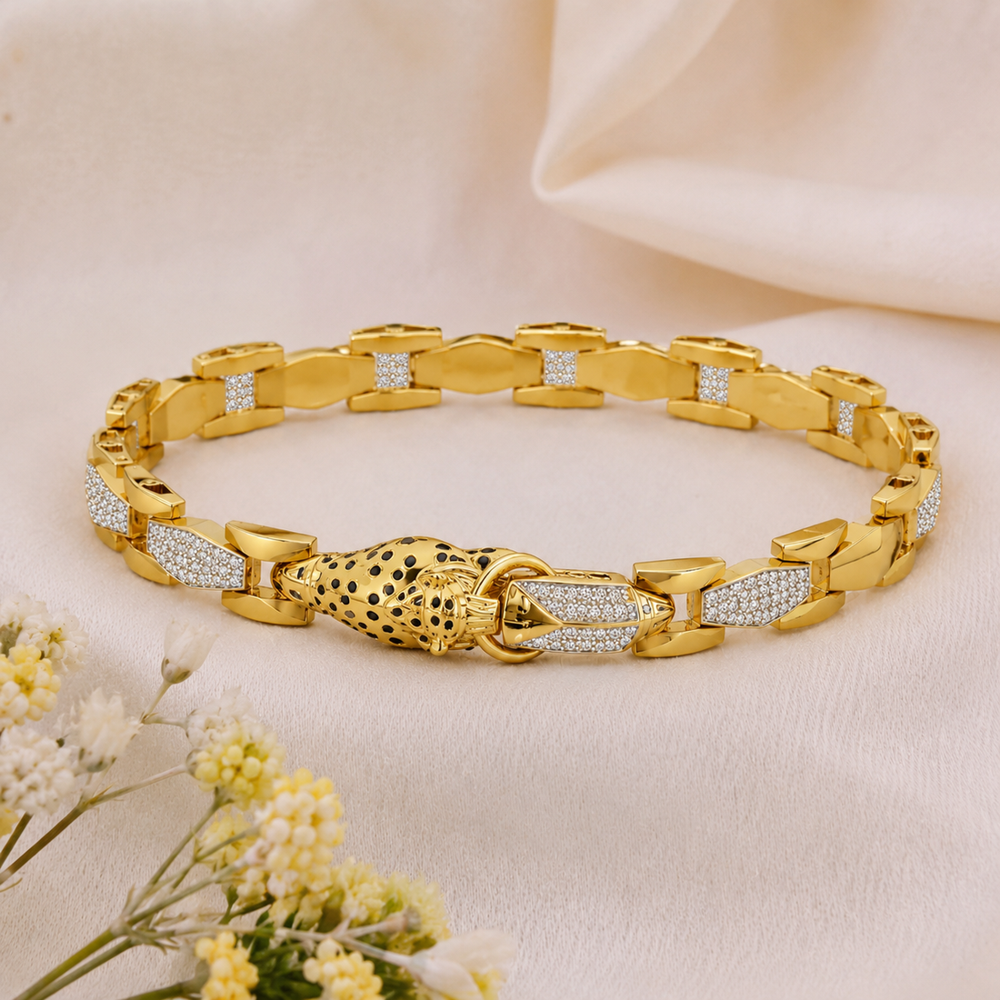 Golden Leopard Crown Braclate GMB -13