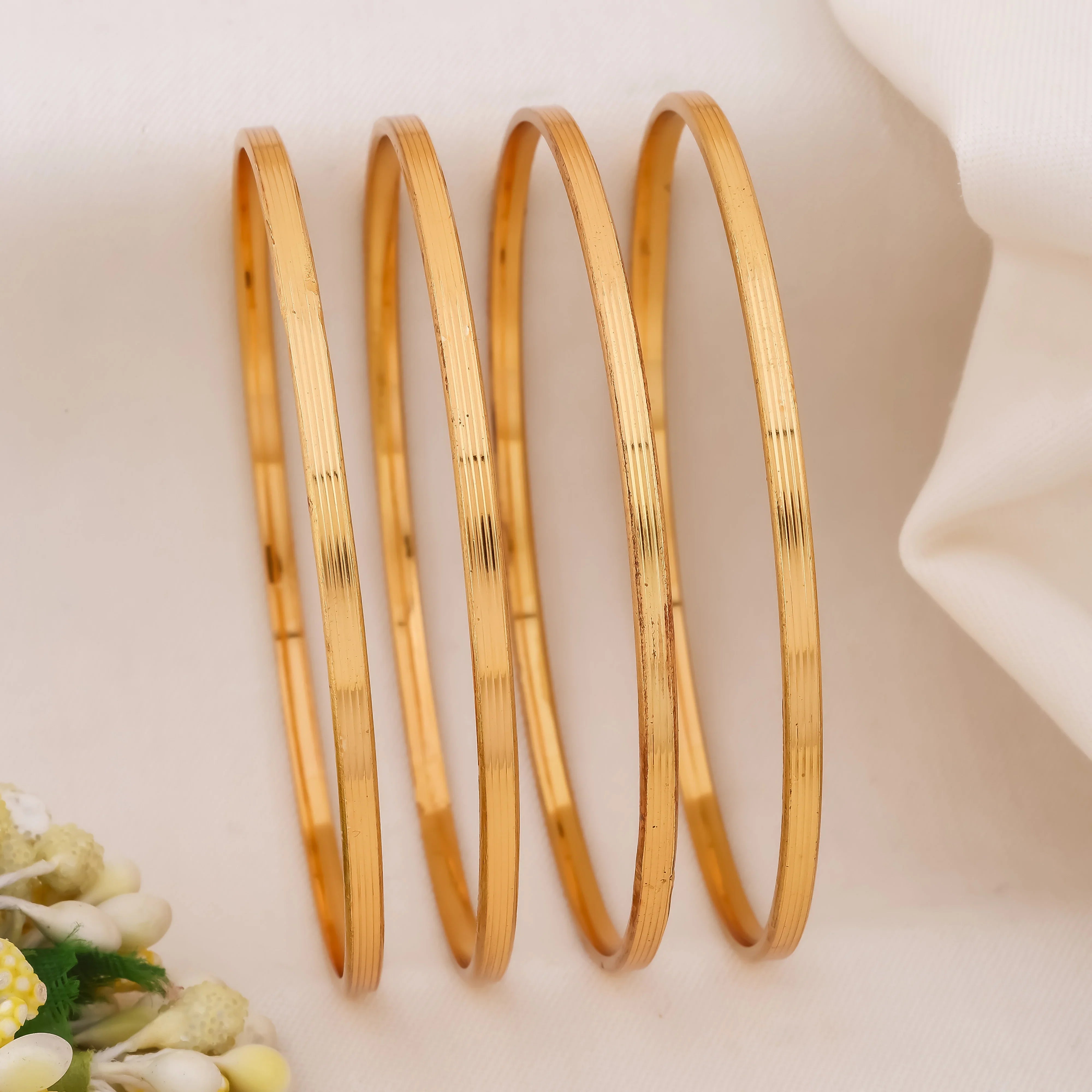 Classic Slim Gold Bangles - Set Of 4 - Ginostone