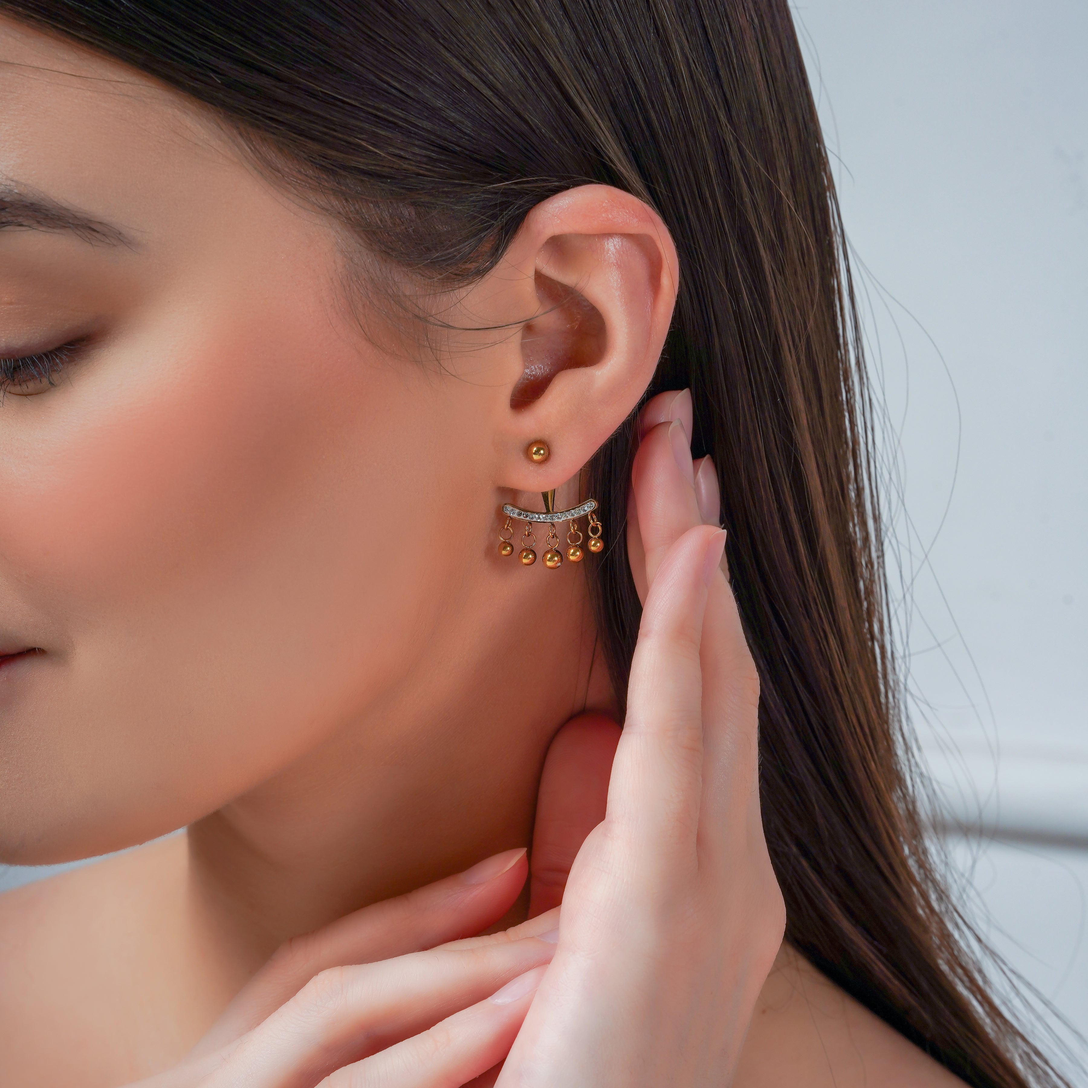 Nupur Arc Womens Earring