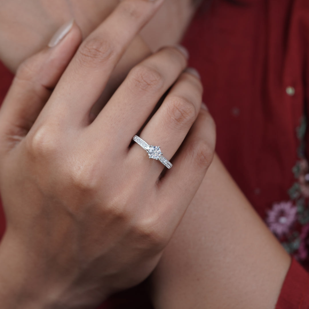 Pari Pave Womens Ring