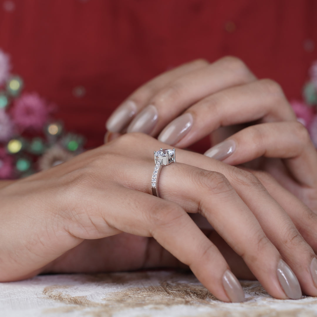 Sita Oval Womens Ring