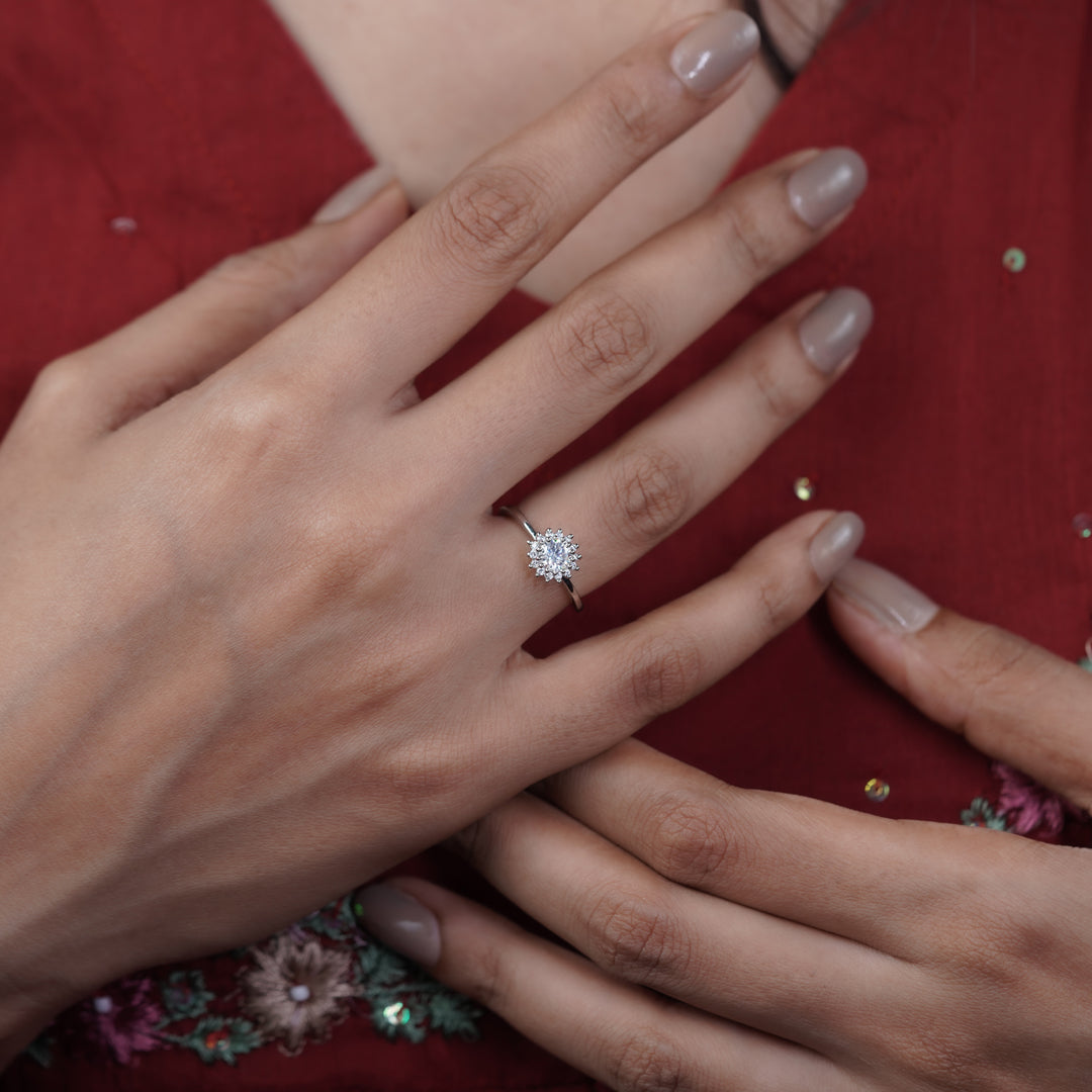 Zarina Bloom Womens Ring