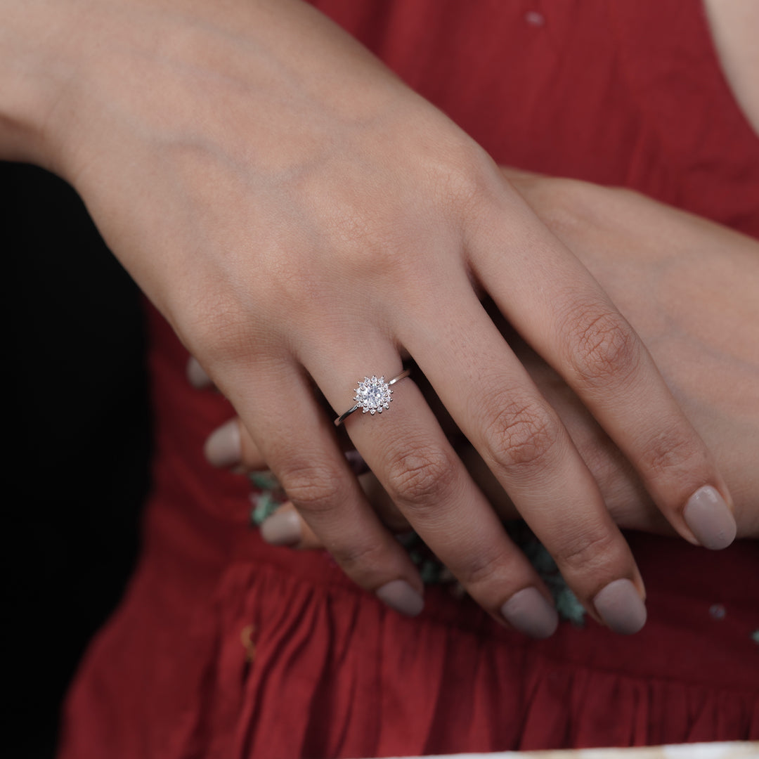 Zarina Bloom Womens Ring