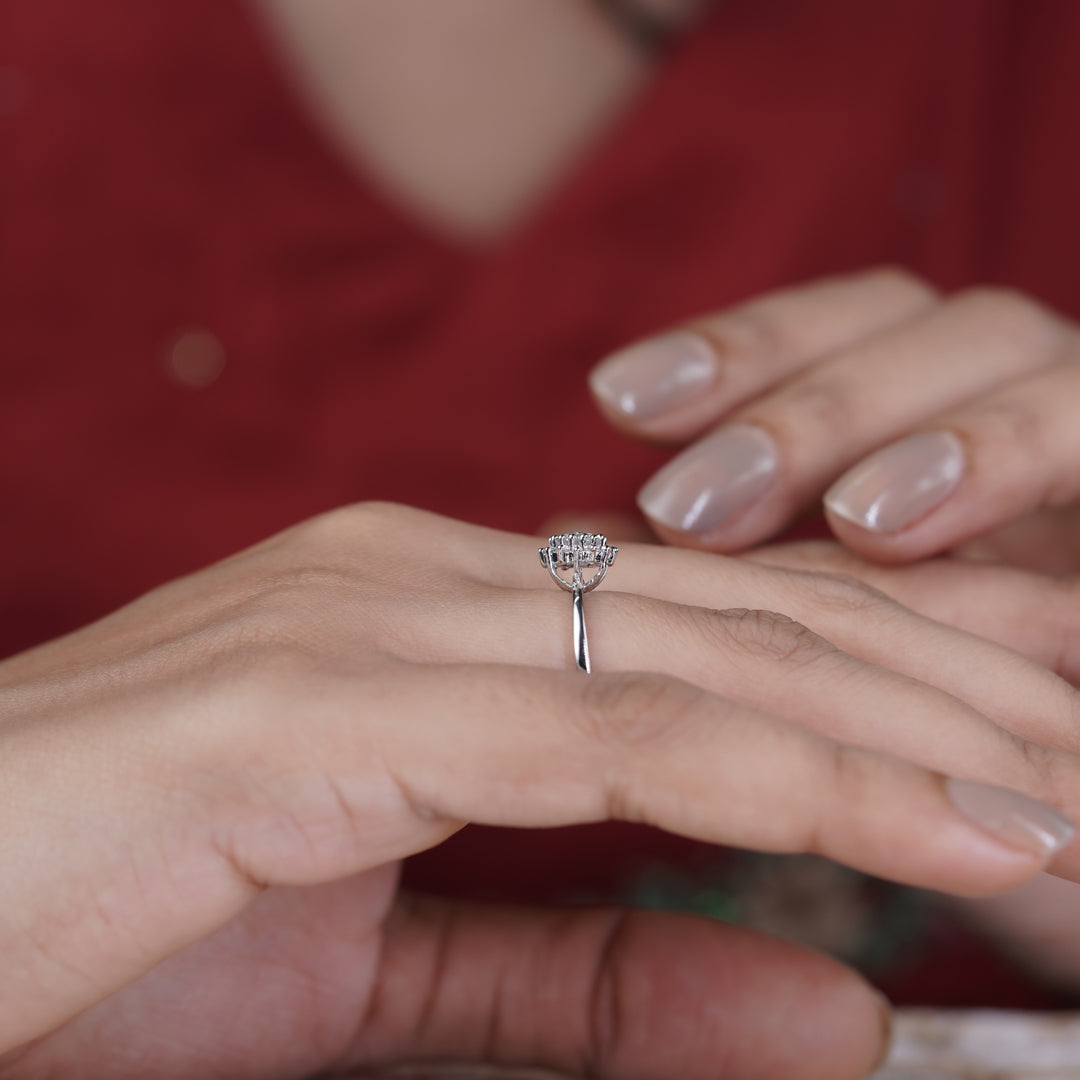 Zarina Bloom Womens Ring