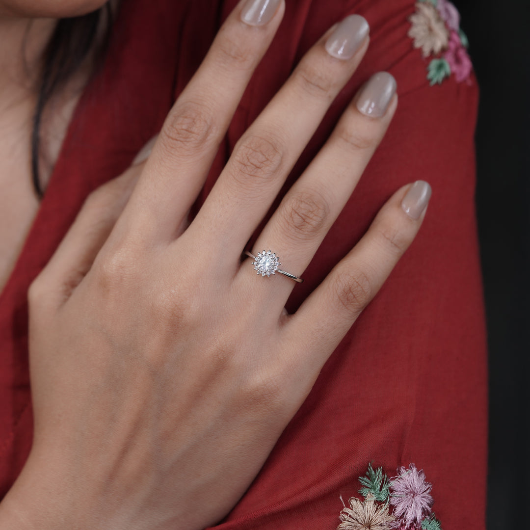 Zarina Bloom Womens Ring