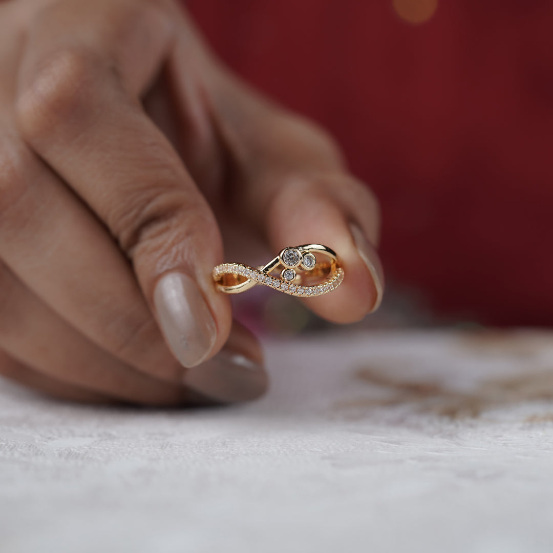 Twinkle Infinity Womens ring