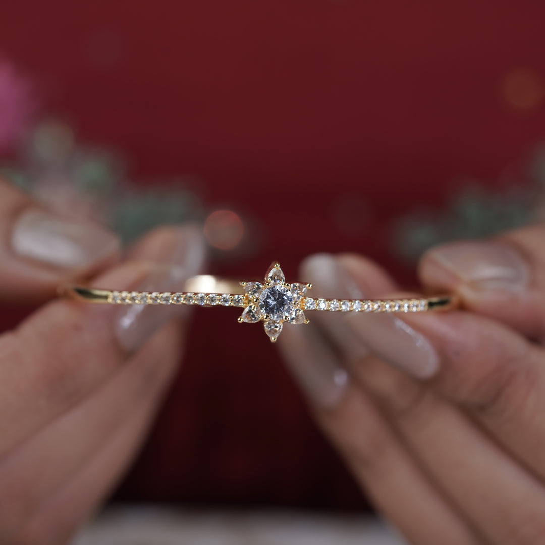 Vaishnavi Womens Kada