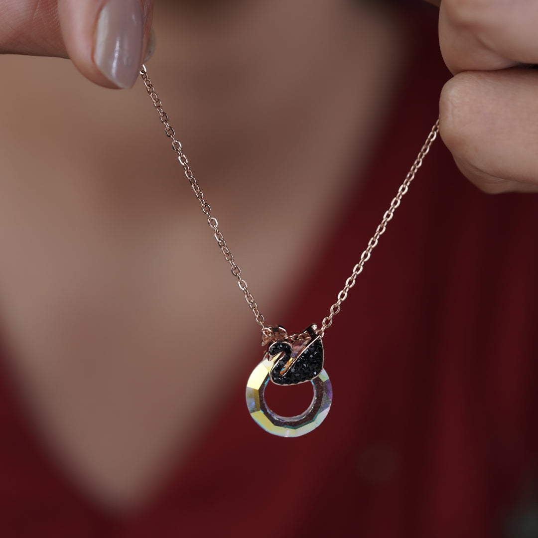 Meera Womens Neckless