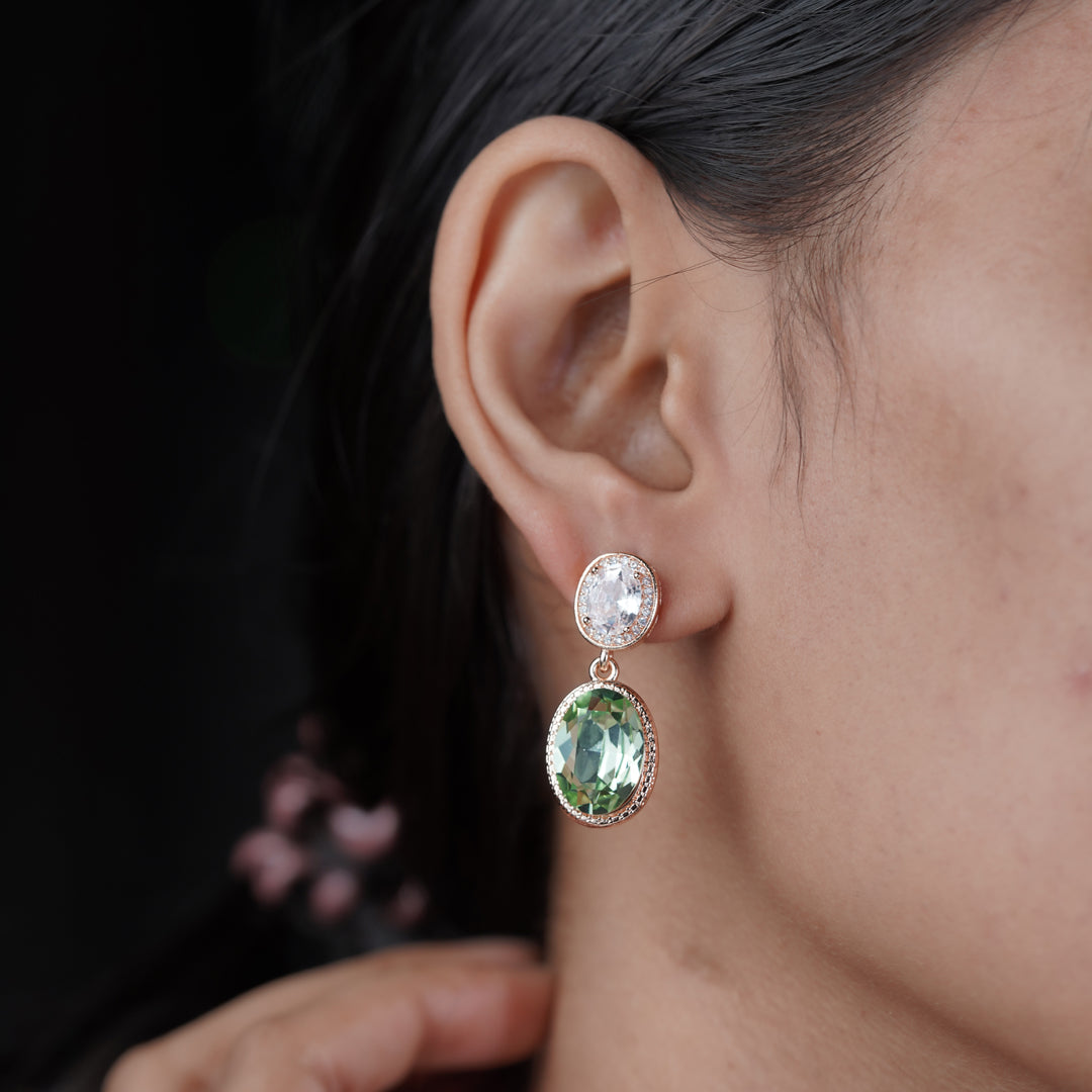 Olivia Womens Earring