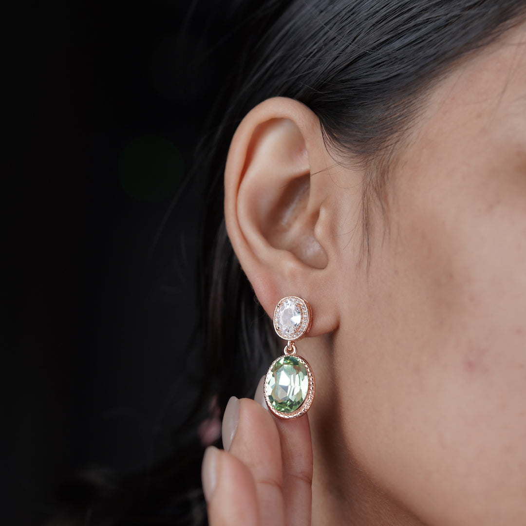 Olivia Womens Earring